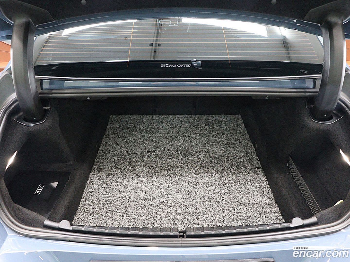 Main__Slider__Photo:8-Series BMW 2021.0-19