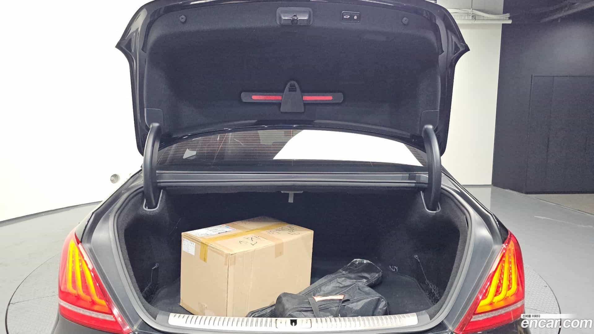 EQ900 Genesis 2016.1-OPTION-024