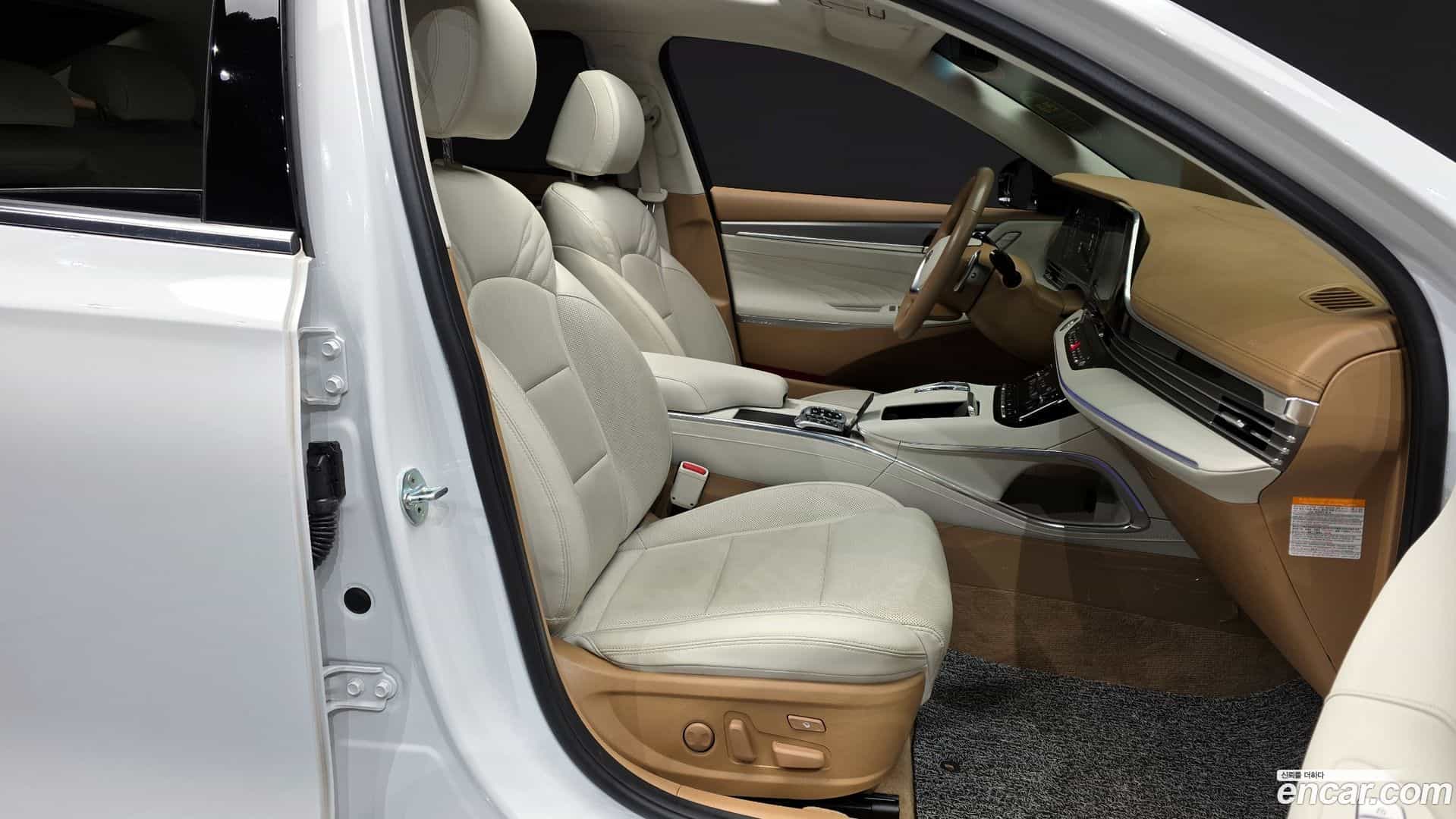 Grandeur Hyundai 2021.11-OPTION-015