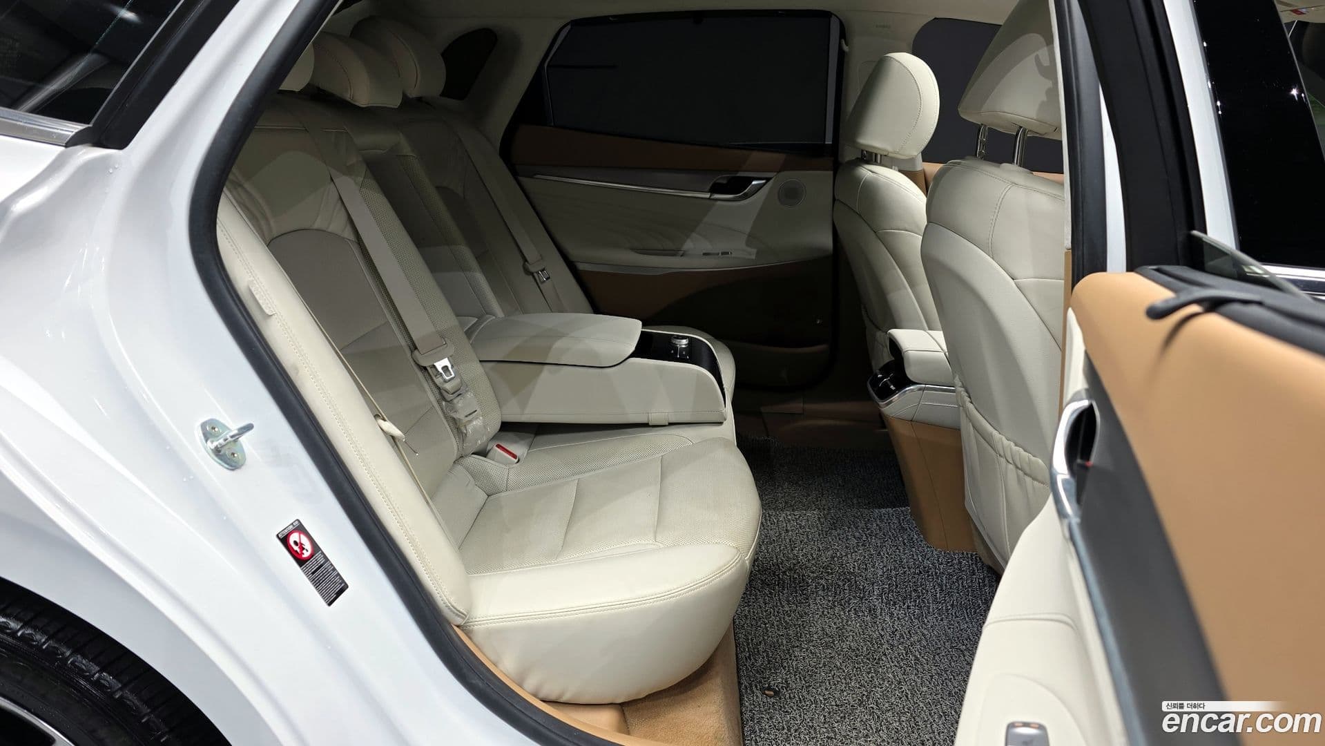 Main__Slider__Photo:Grandeur Hyundai 2021.11-11