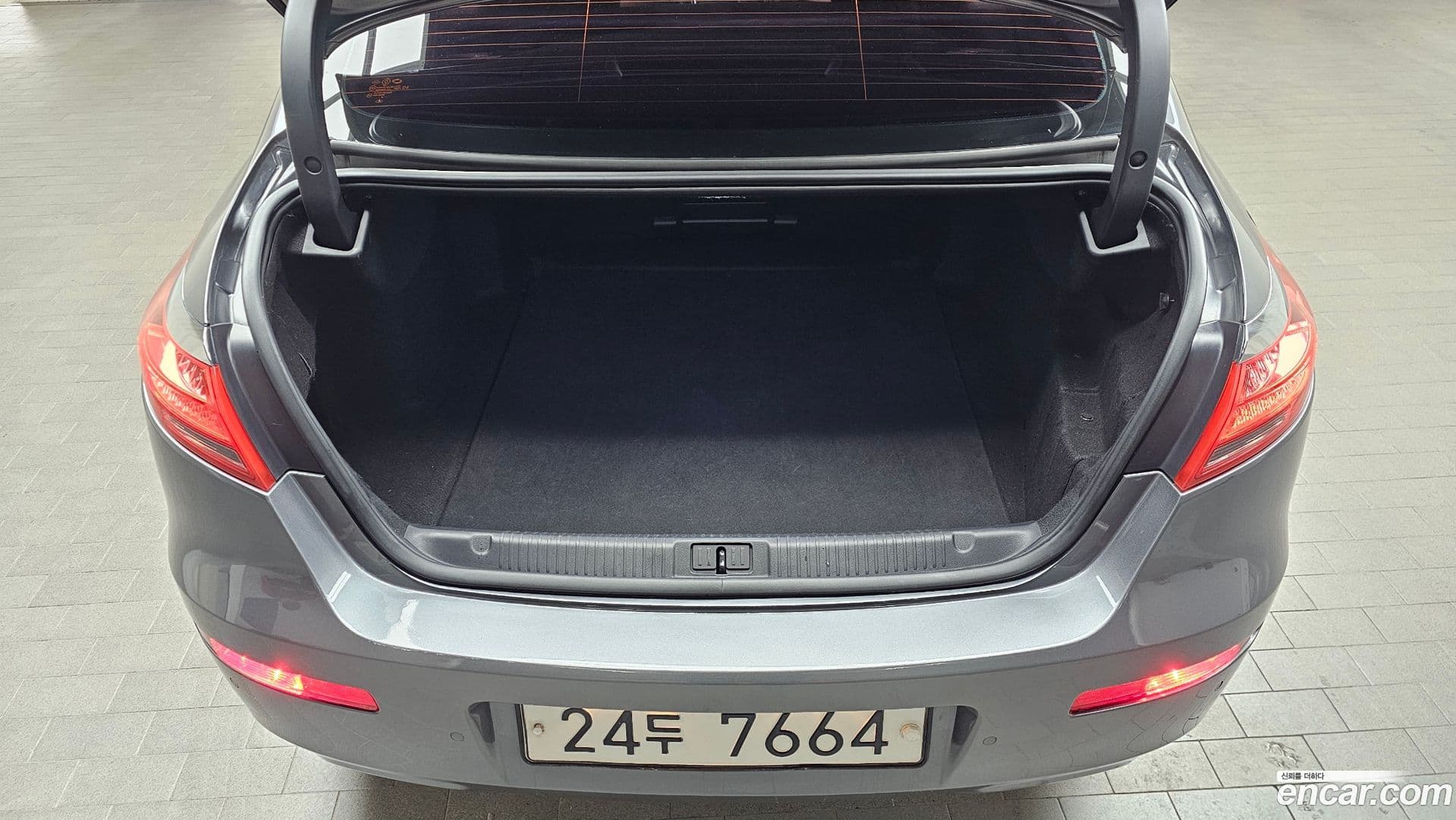 Main__Slider__Photo:SM7 Renault-KoreaSamsung 2015.1-19