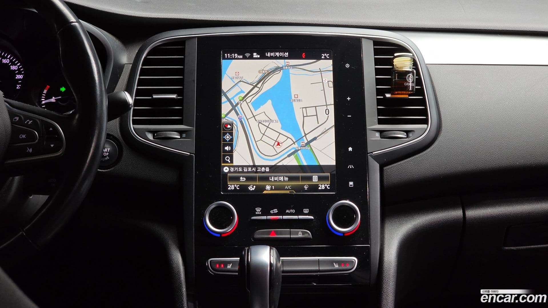 Main__Slider__Photo:SM6 Renault-KoreaSamsung 2018.6-13