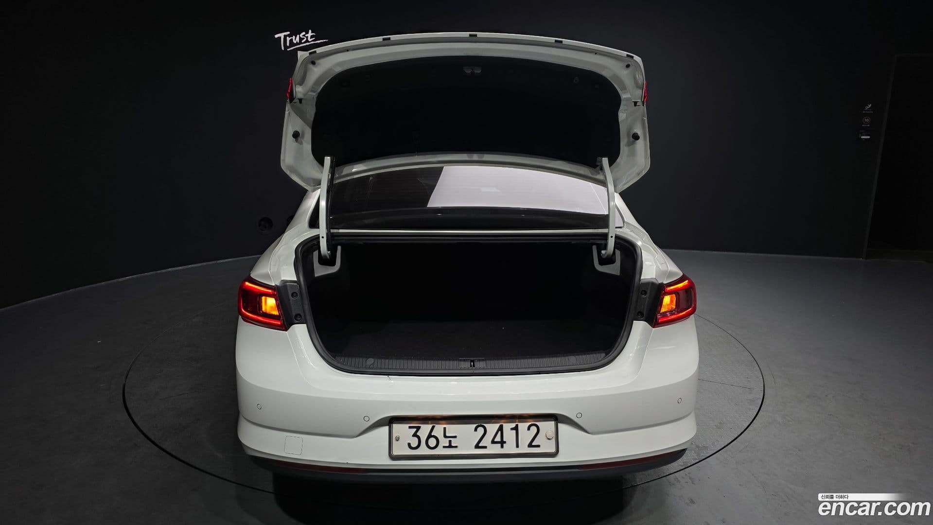 Main__Slider__Photo:SM6 Renault-KoreaSamsung 2018.6-19