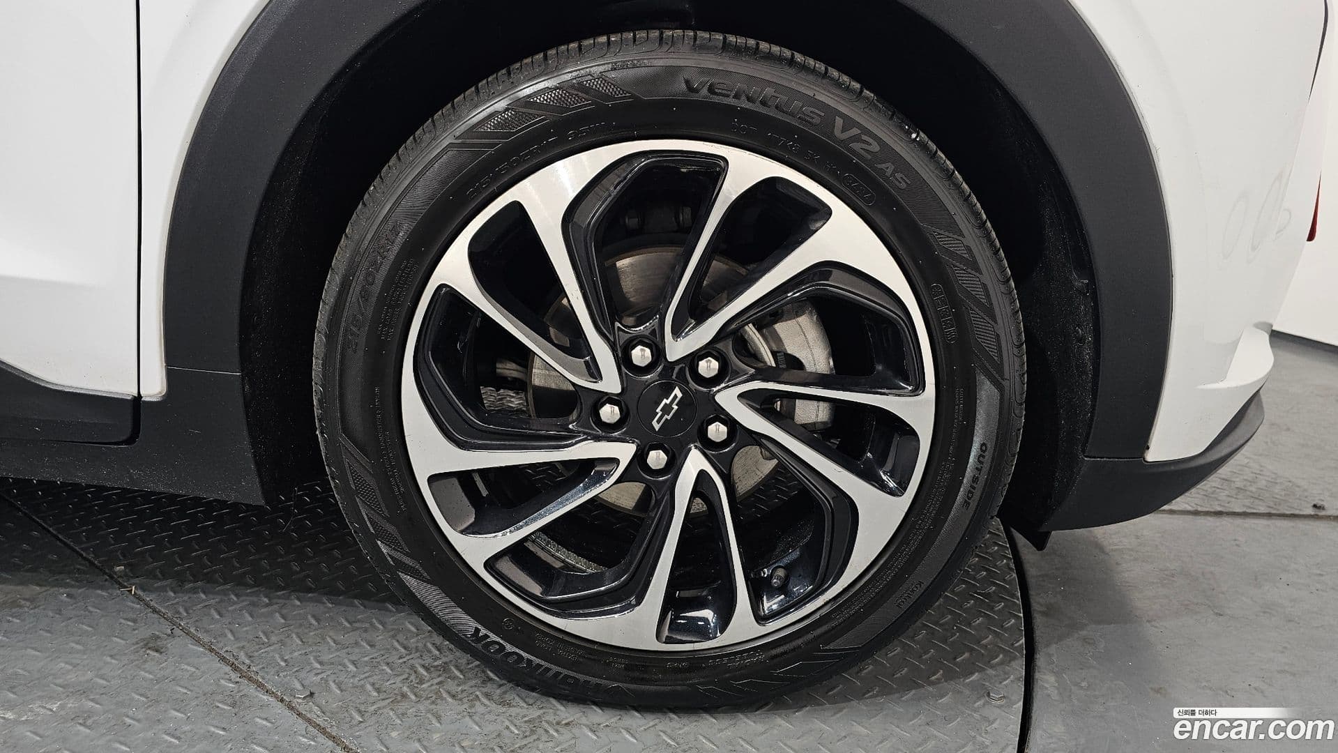 Main__Slider__Photo:볼트 EUV ChevroletGMDaewoo 2022.9-4