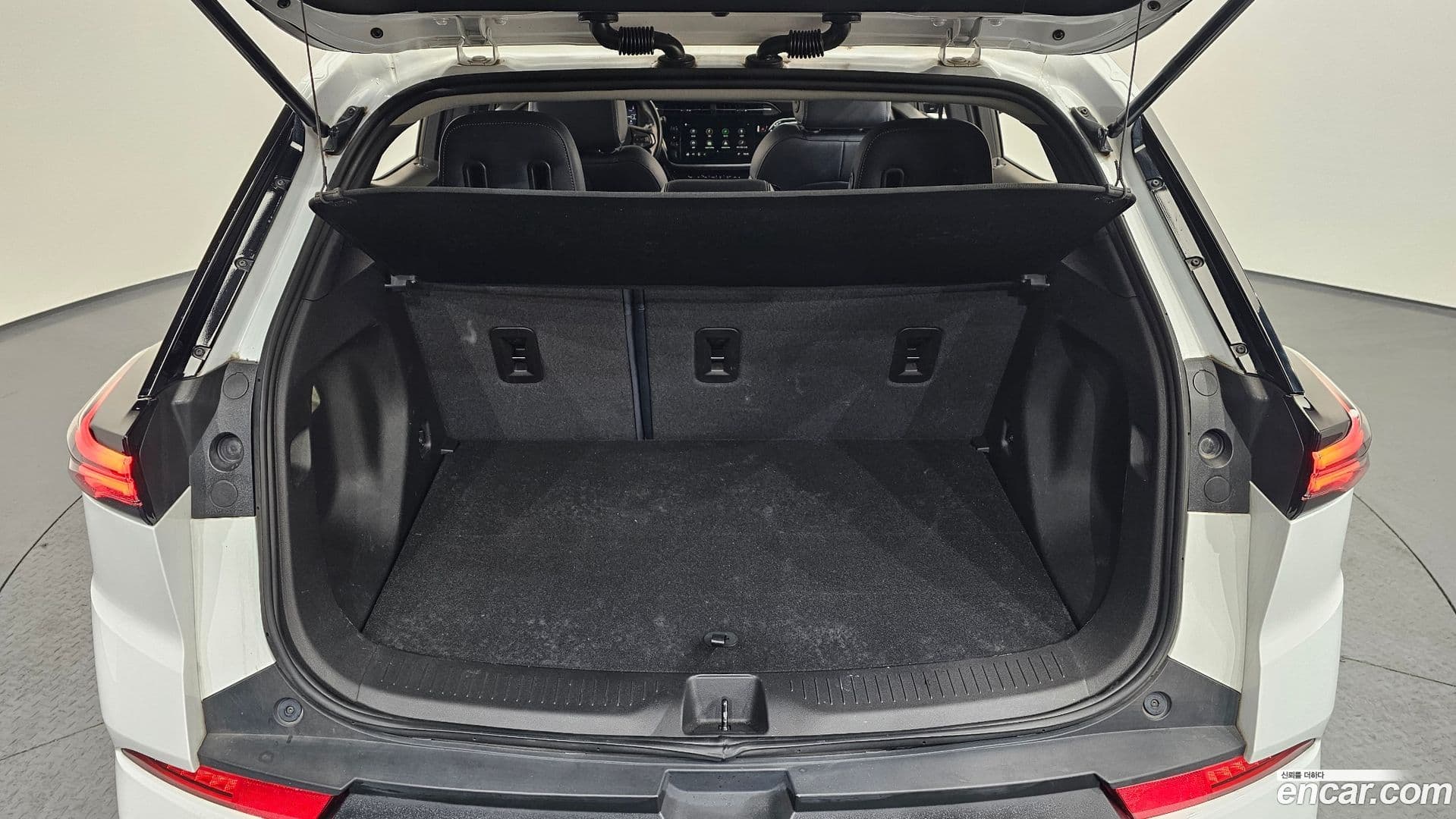 Main__Slider__Photo:볼트 EUV ChevroletGMDaewoo 2022.9-19