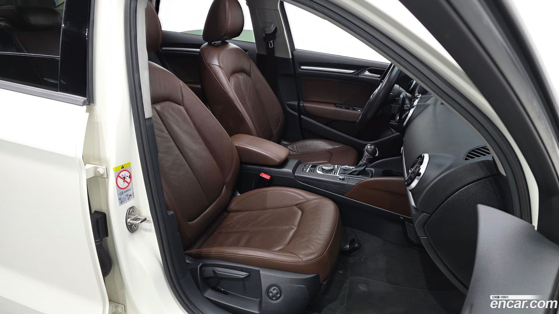 Main__Slider__Photo:A3 Audi 2015.9-9