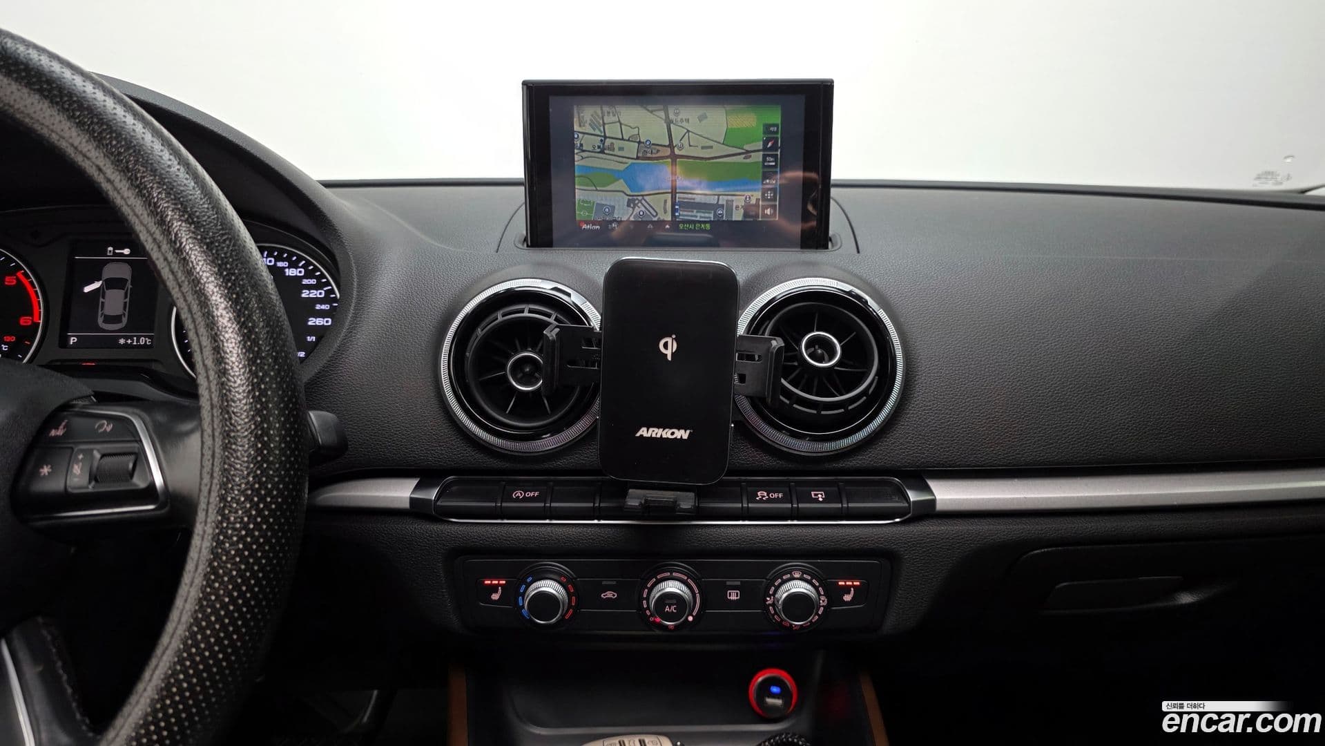 Main__Slider__Photo:A3 Audi 2015.9-14