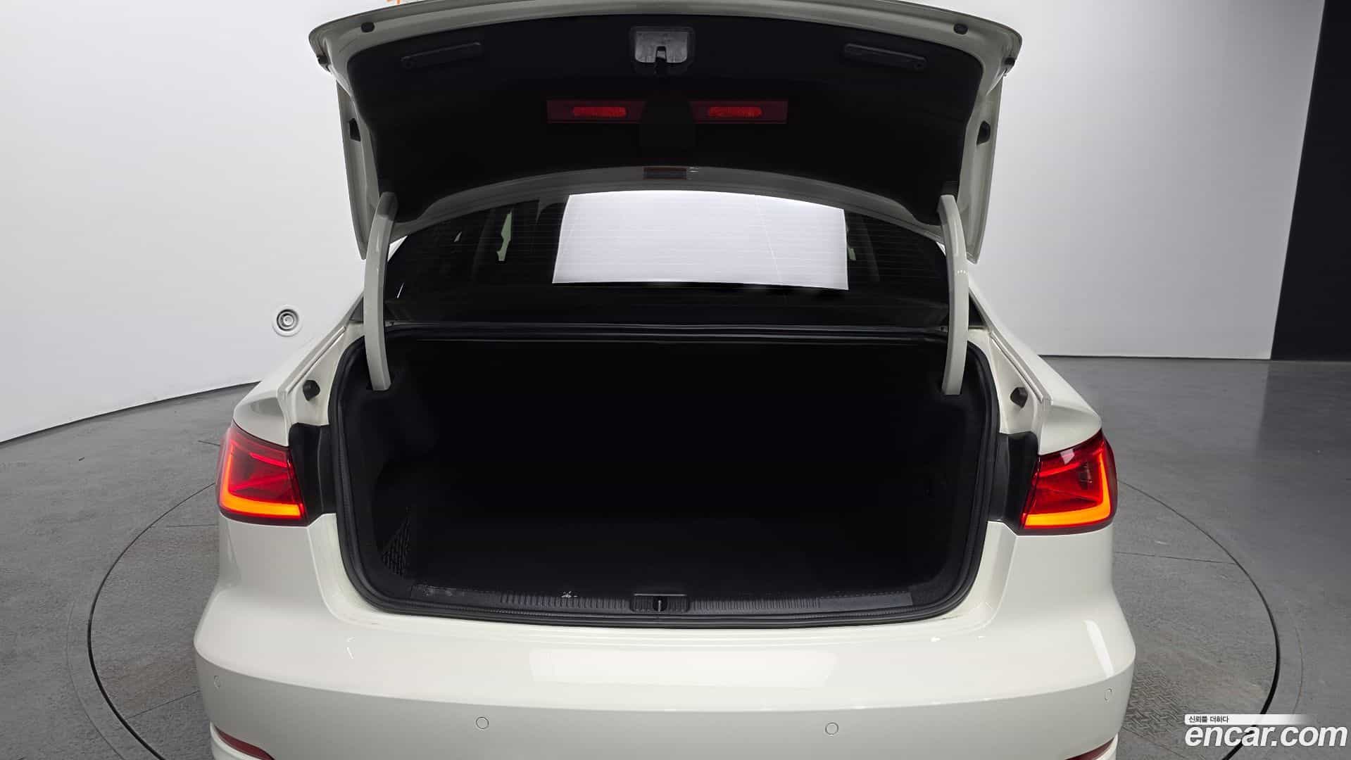 A3 Audi 2015.9-OPTION-024