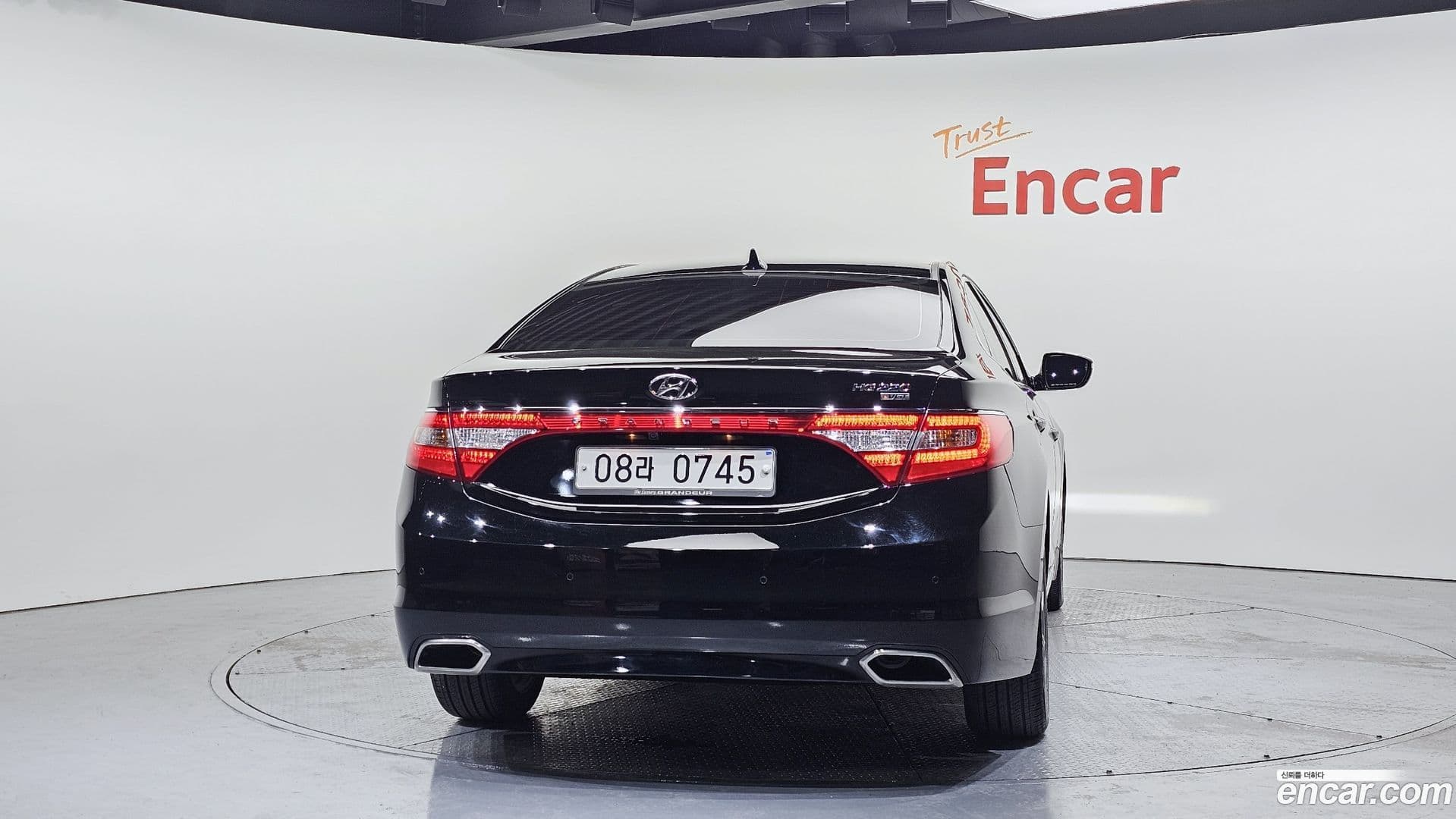 Main__Slider__Photo:Grandeur Hyundai 2015.8-3