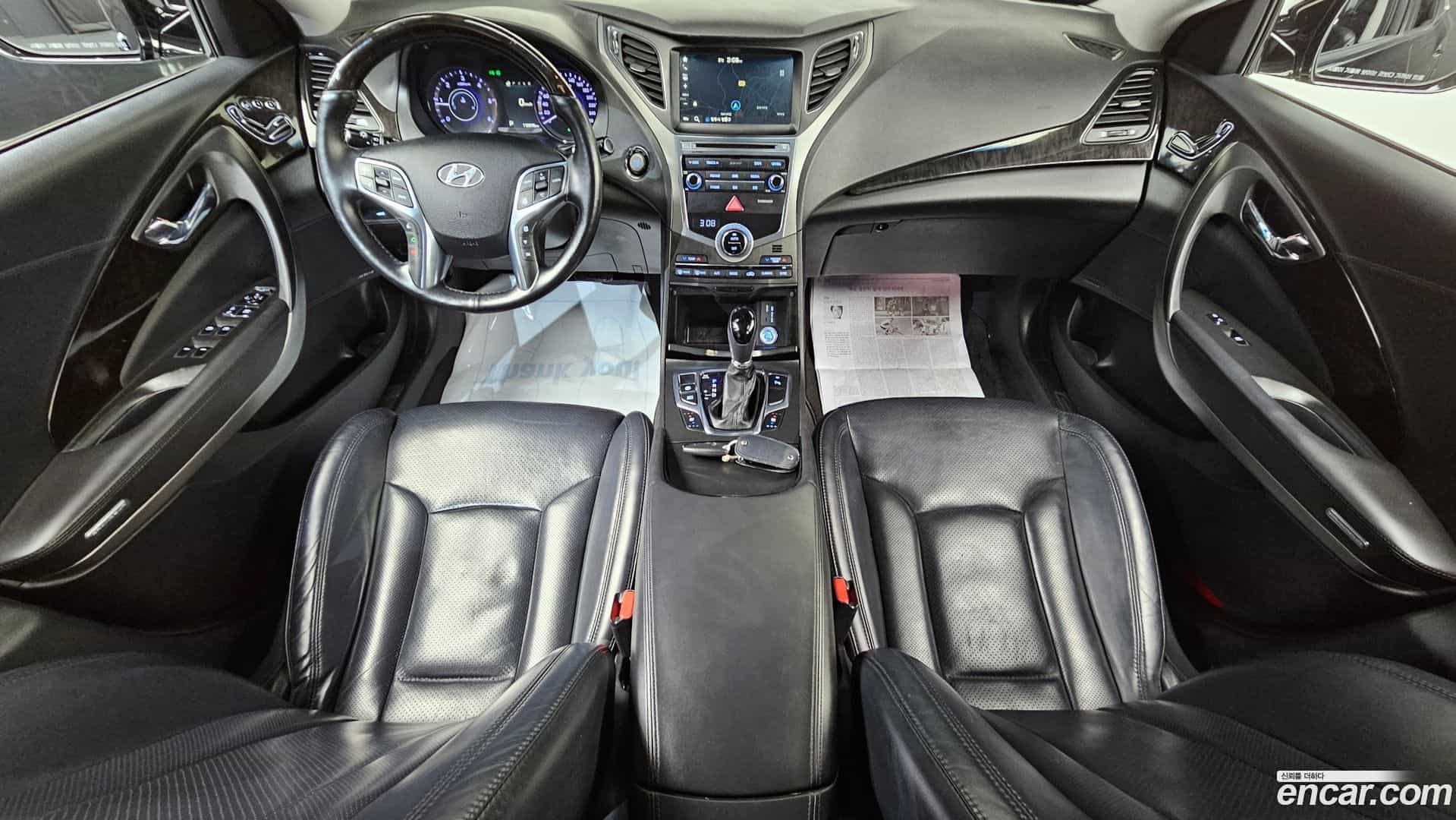 Grandeur Hyundai 2015.8-INNER-007