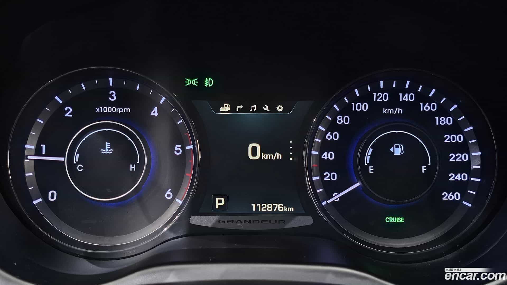 Grandeur Hyundai 2015.8-INNER-008