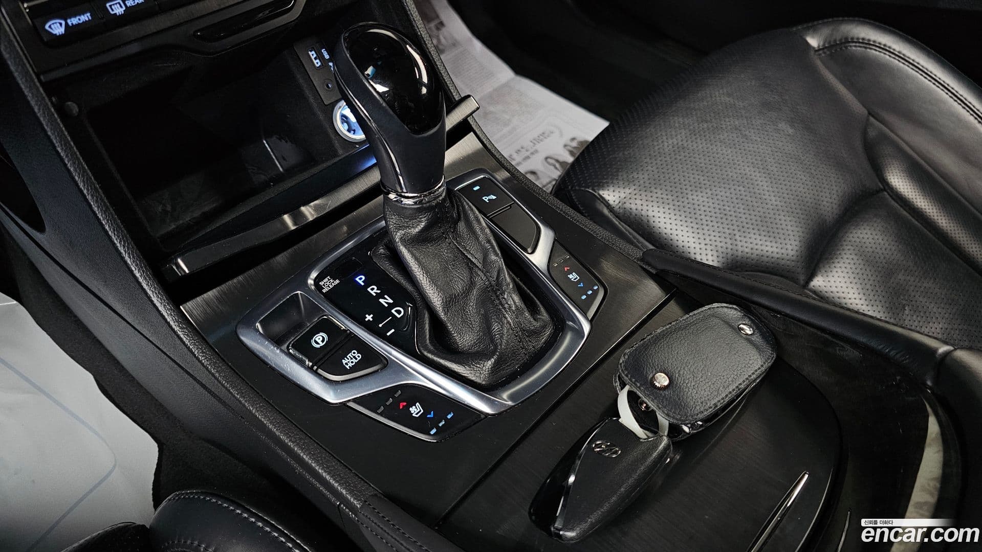 Main__Slider__Photo:Grandeur Hyundai 2015.8-8