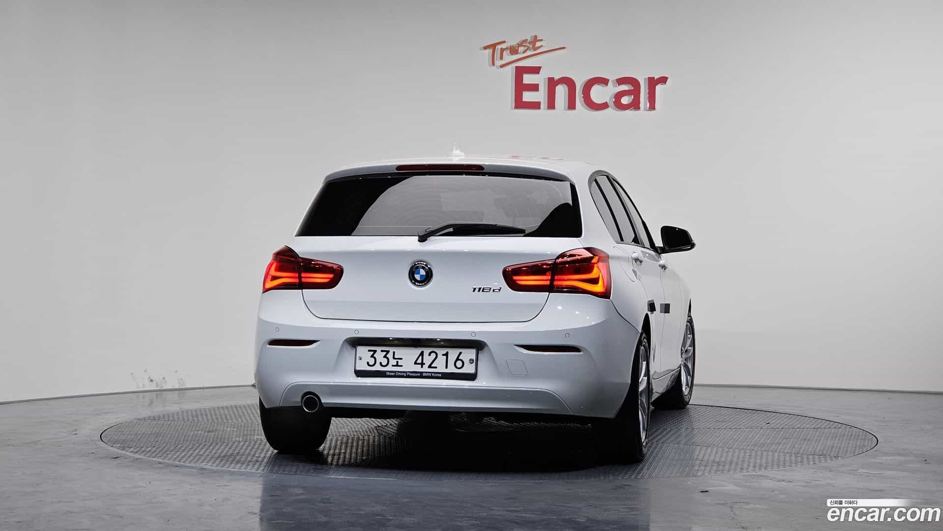 1-Series BMW 2018.2-OUTER-004