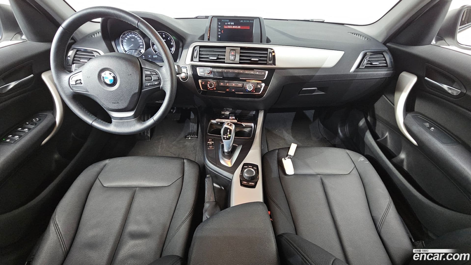 Main__Slider__Photo:1-Series BMW 2018.2-6