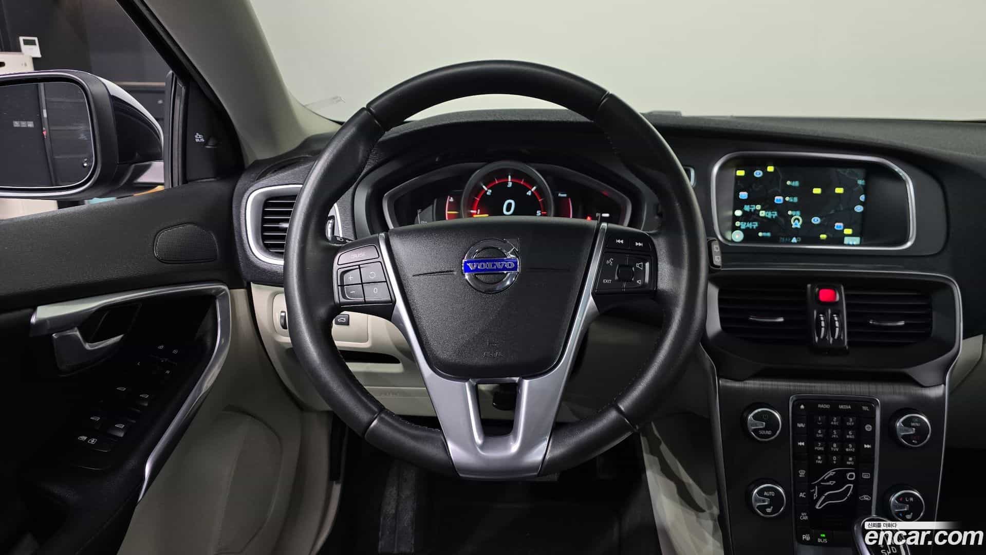 V40 Volvo 2015.11-OPTION-017