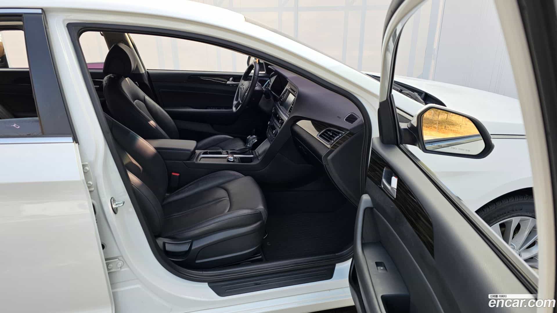 Sonata Hyundai 2015.9-OPTION-015