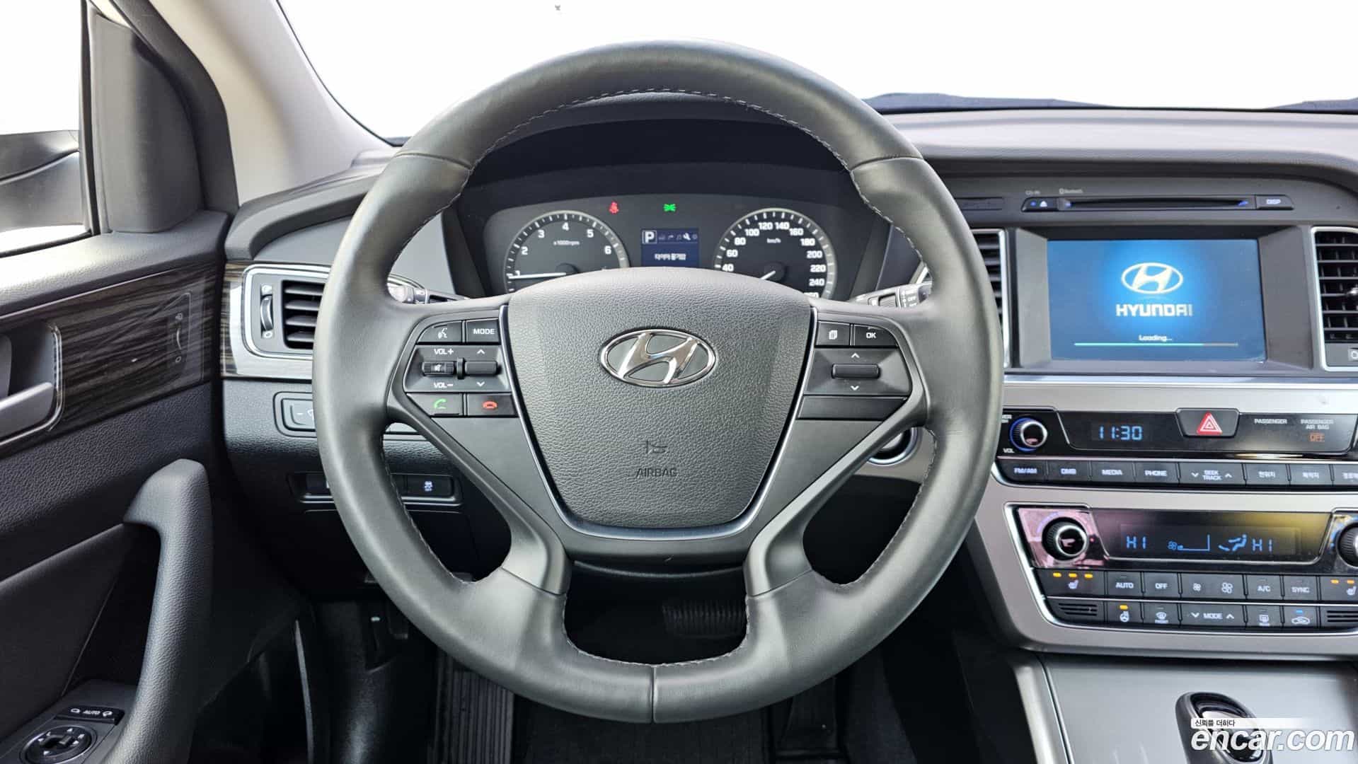 Sonata Hyundai 2015.9-OPTION-017