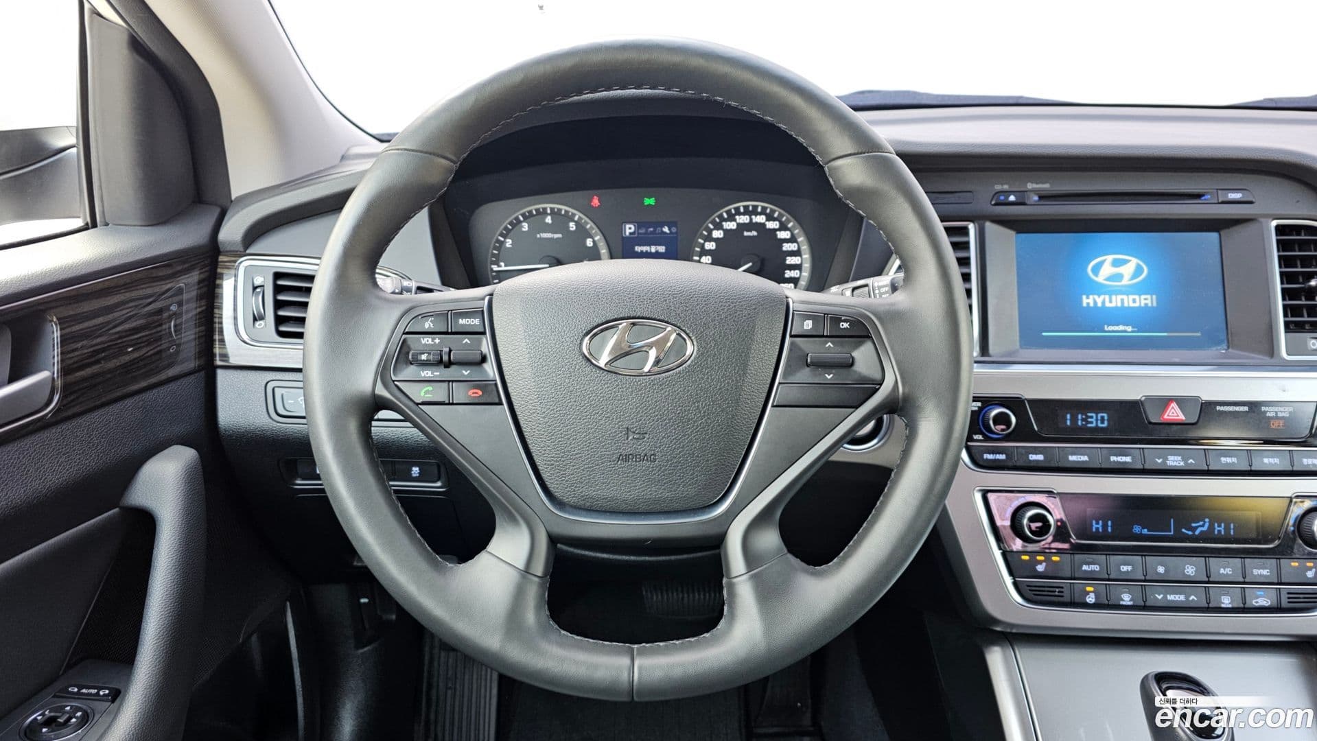 Main__Slider__Photo:Sonata Hyundai 2015.9-12