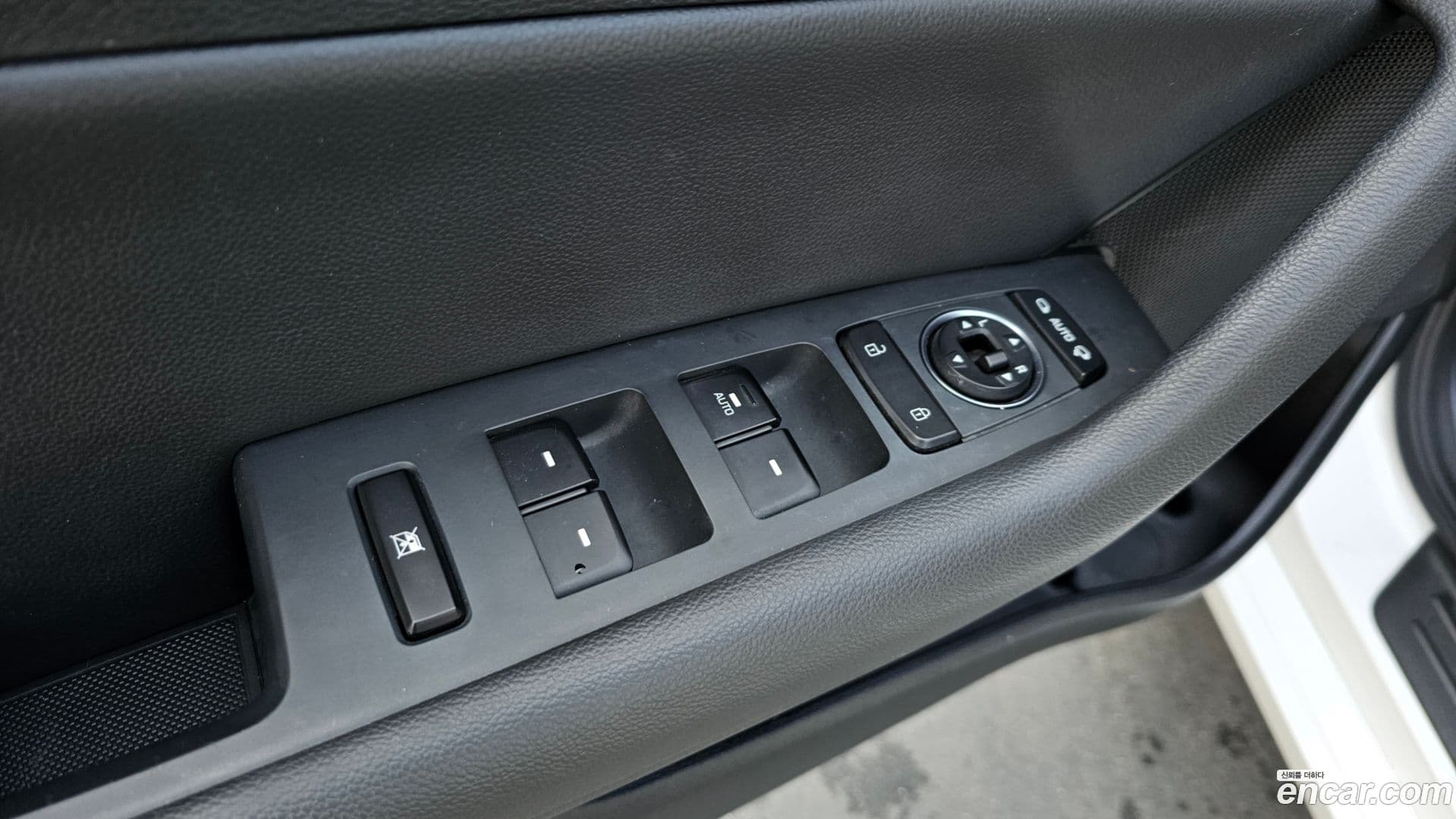 Main__Slider__Photo:Sonata Hyundai 2015.9-17