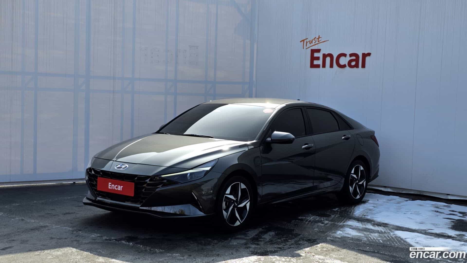 AVANTE Hyundai 2022.0-OUTER-001