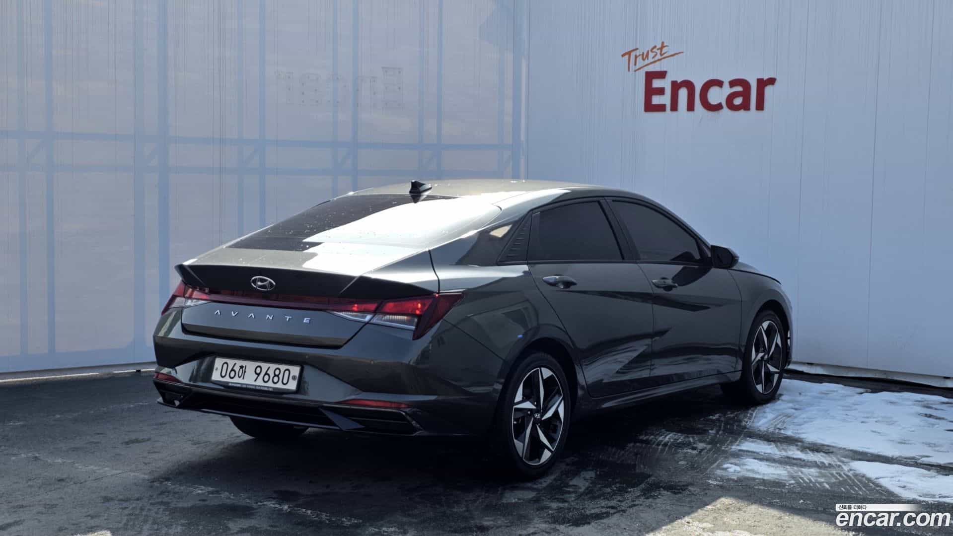 AVANTE Hyundai 2022.0-OUTER-002