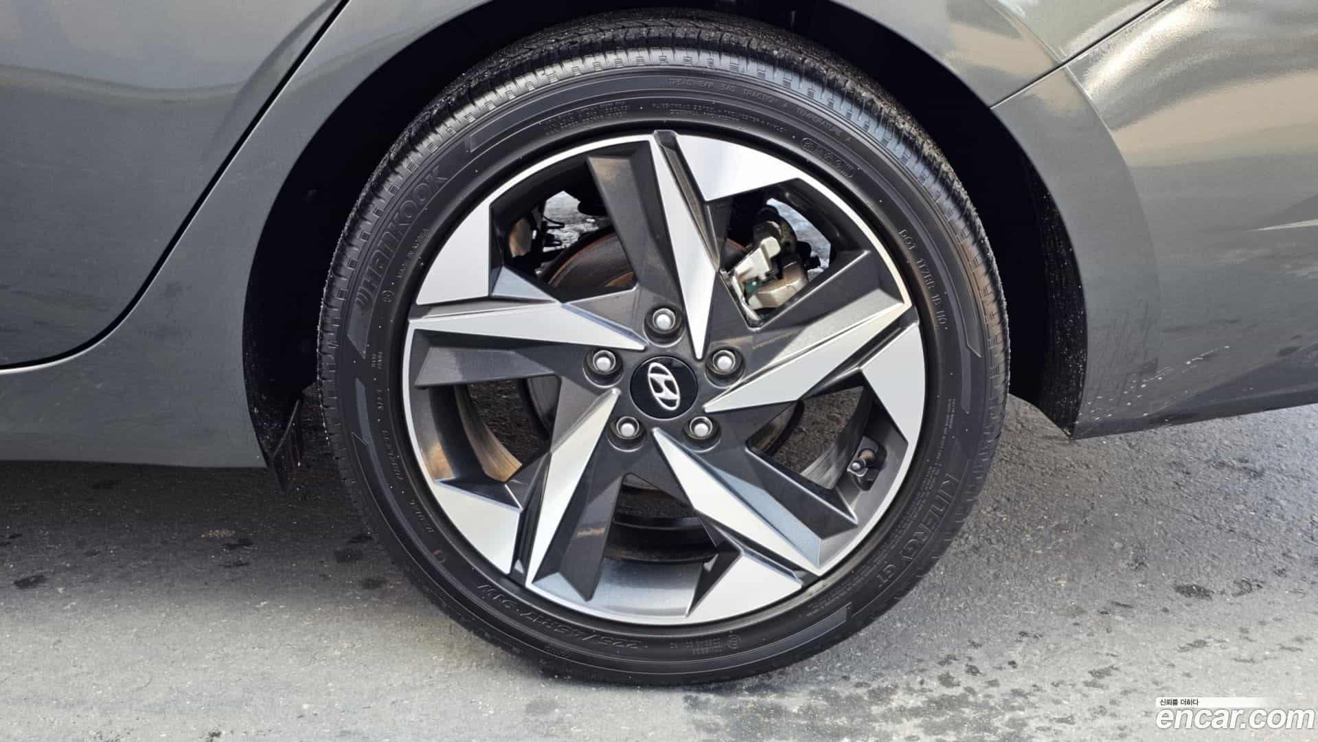 AVANTE Hyundai 2022.0-OUTER-005