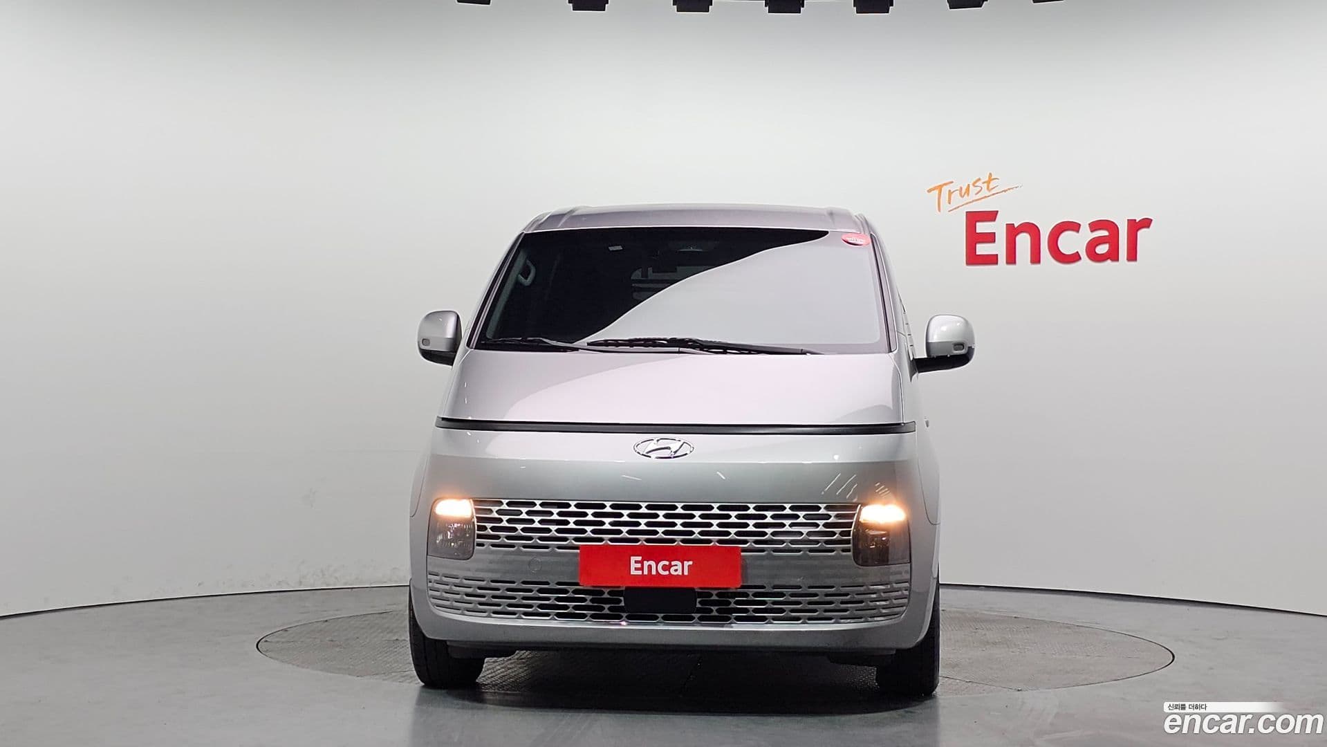 Main__Slider__Photo:Staria Hyundai 2023.11-2