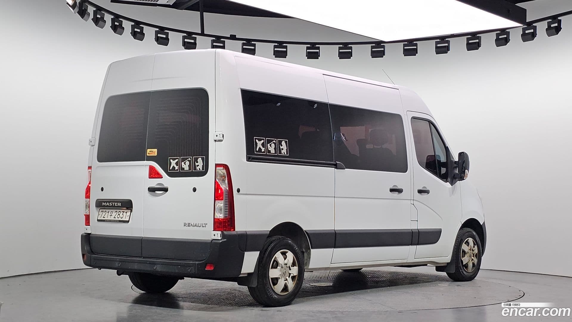 Main__Slider__Photo:Master Renault-KoreaSamsung 2019.6-1