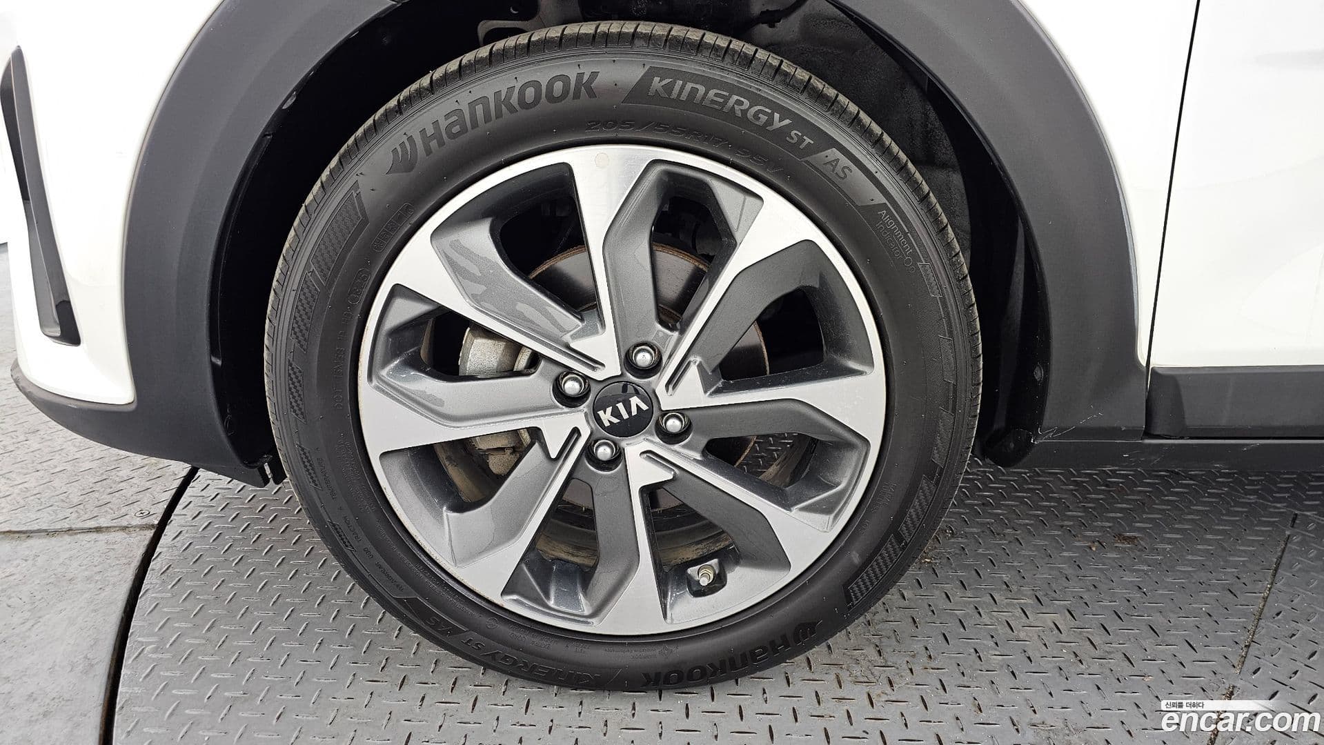 Main__Slider__Photo:Stonic Kia 2018.1-4