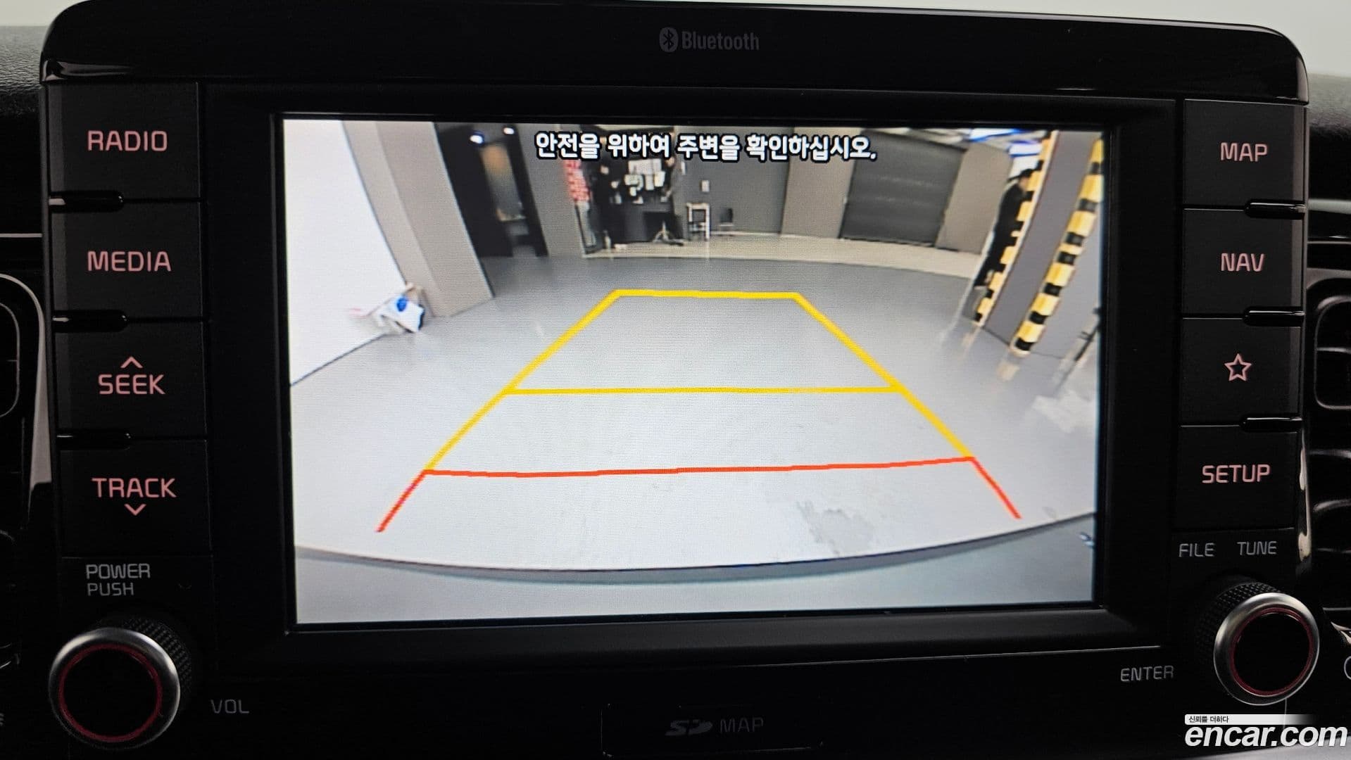 Main__Slider__Photo:Stonic Kia 2018.1-15