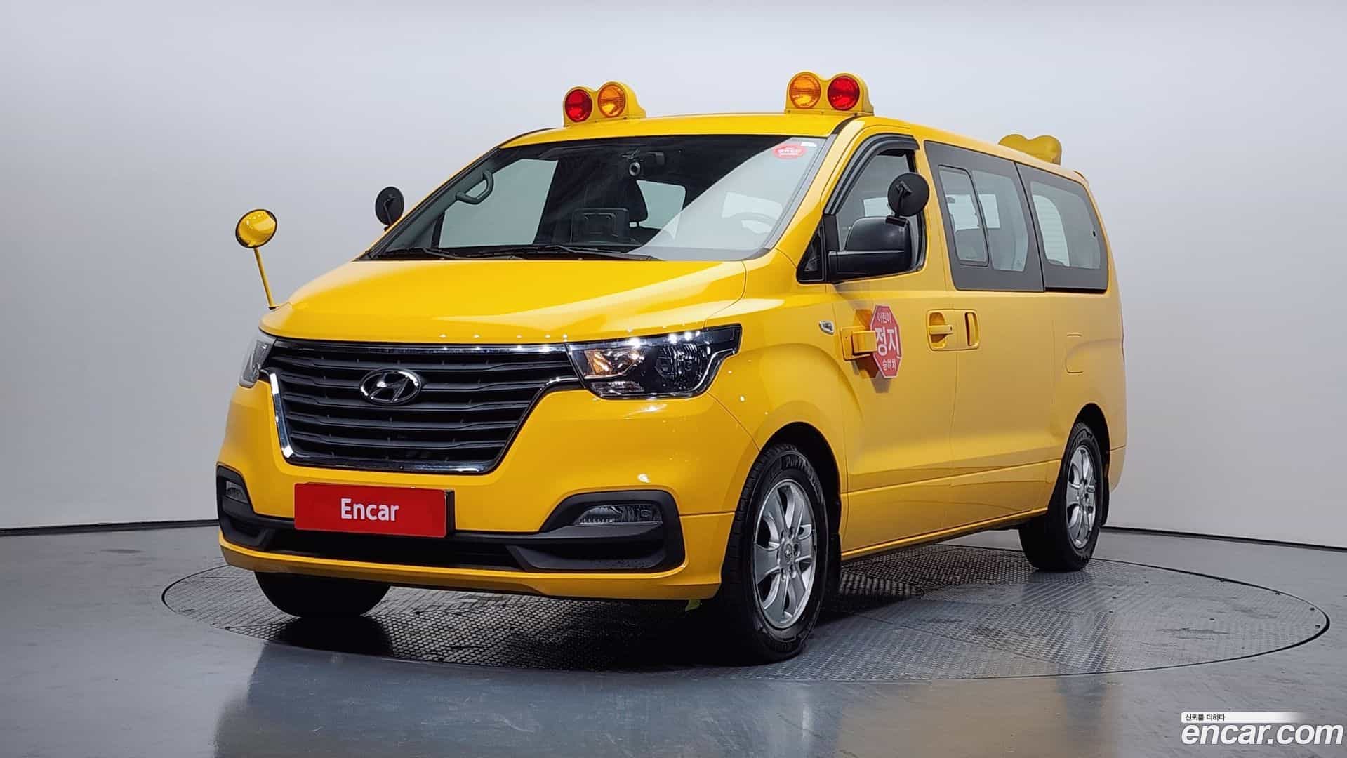 Starex Hyundai 2019.2-OUTER-001