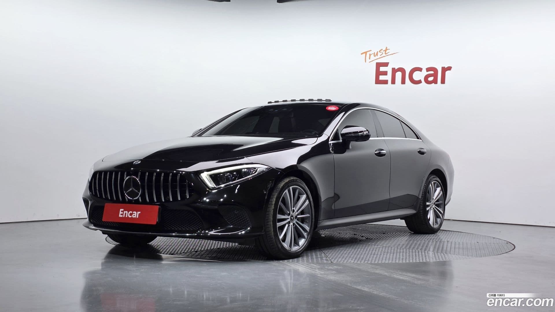 Main__Slider__Photo:CLS-Class Mercedes-Benz 2018.10-0