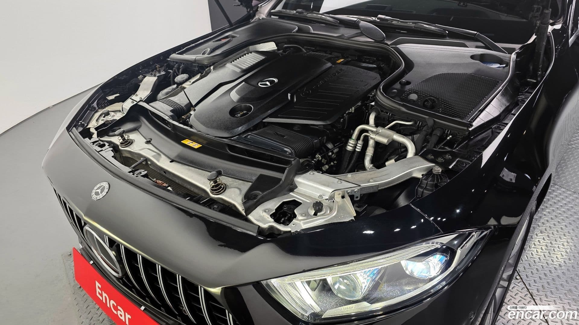 Main__Slider__Photo:CLS-Class Mercedes-Benz 2018.10-5