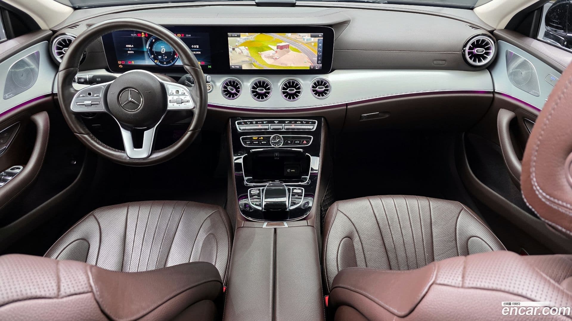 Main__Slider__Photo:CLS-Class Mercedes-Benz 2018.10-6