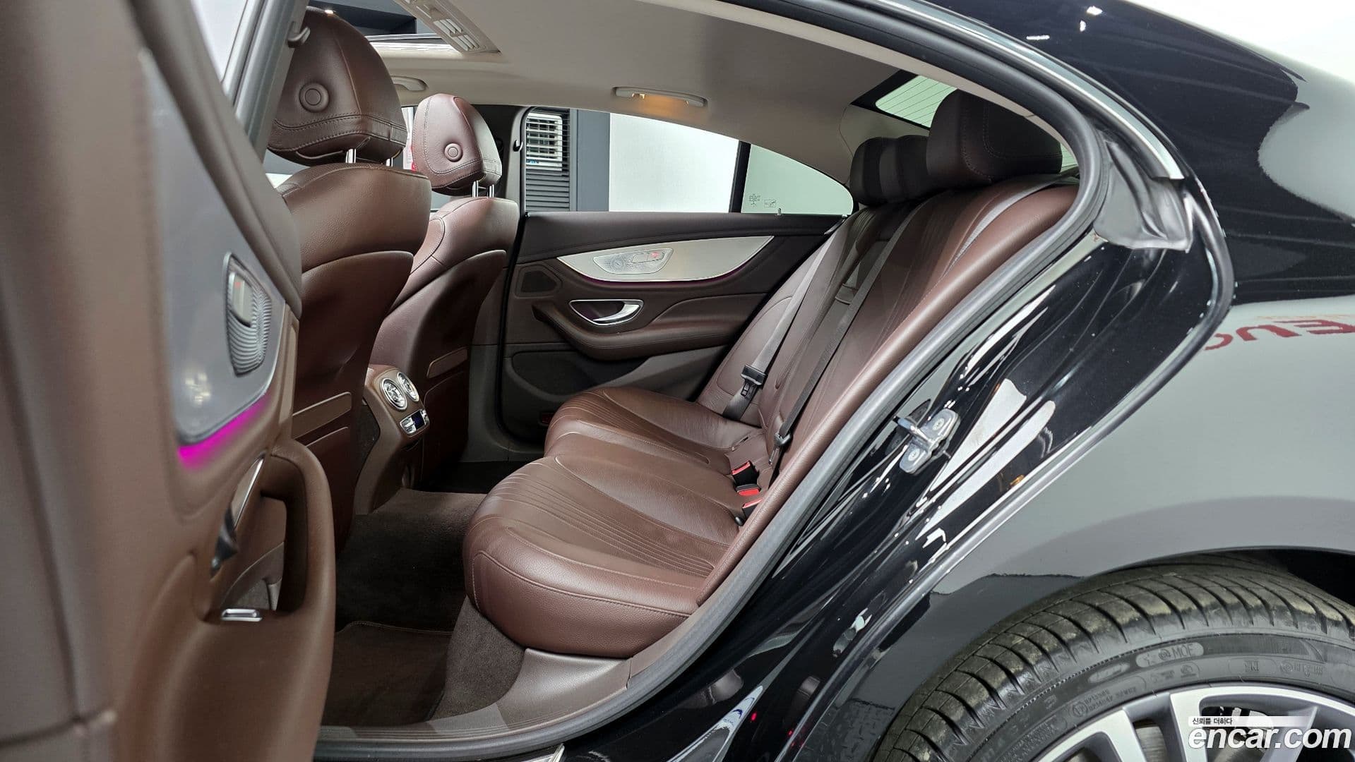 Main__Slider__Photo:CLS-Class Mercedes-Benz 2018.10-11