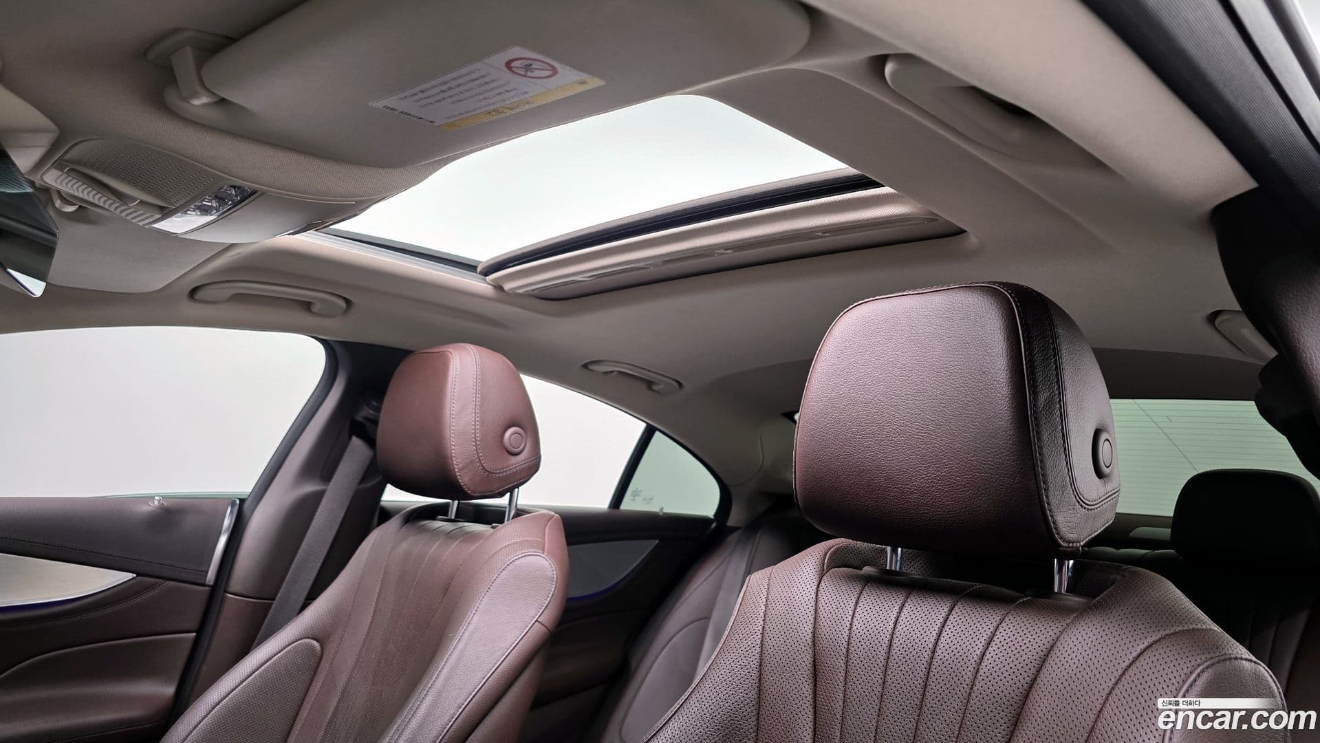 Main__Slider__Photo:CLS-Class Mercedes-Benz 2018.10-18