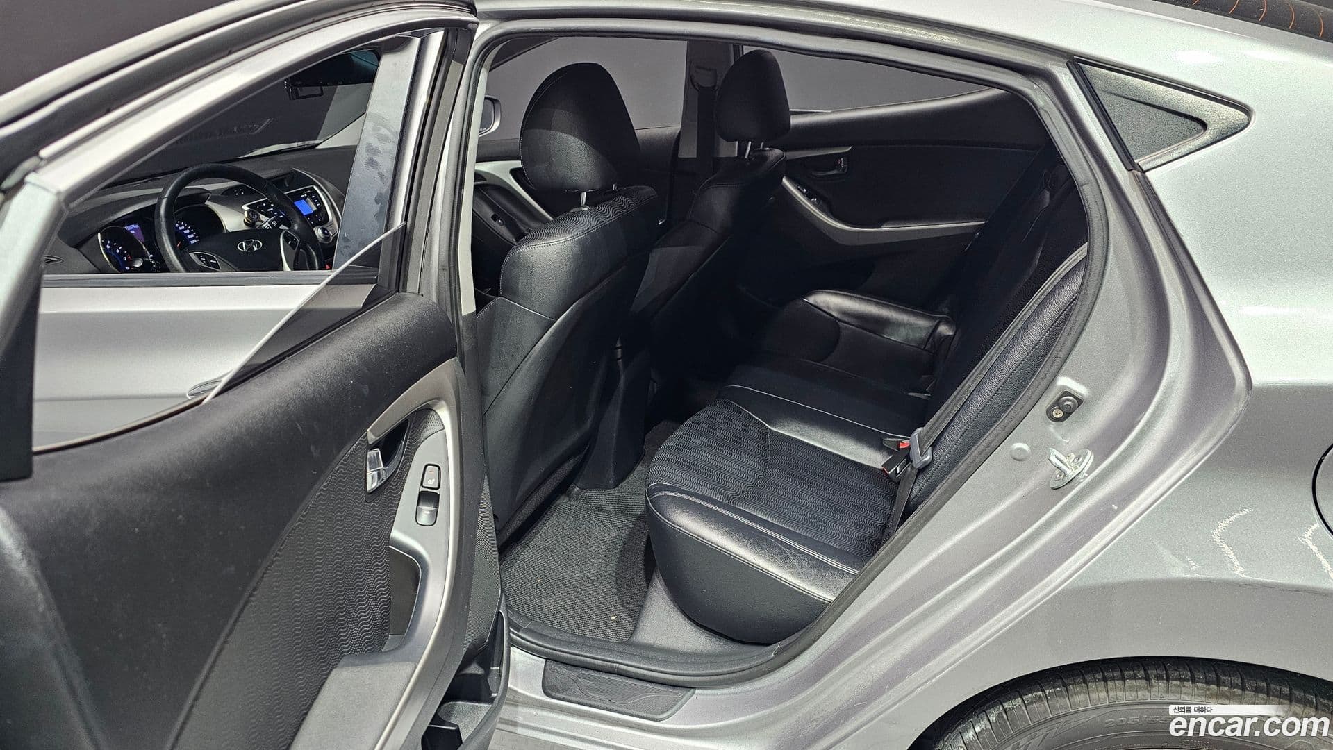 Main__Slider__Photo:AVANTE Hyundai 2010.9-11