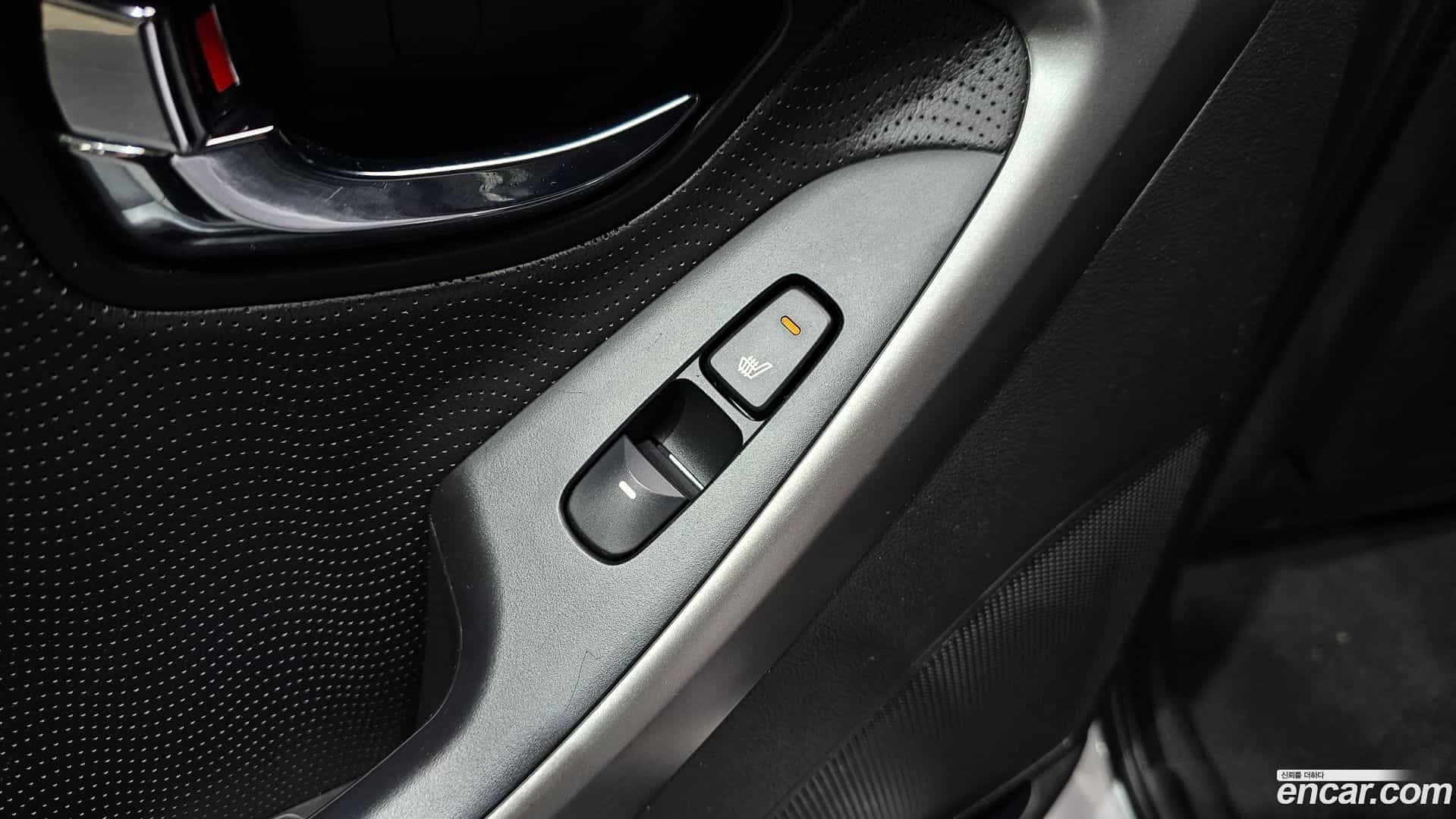 AVANTE Hyundai 2010.9-OPTION-023