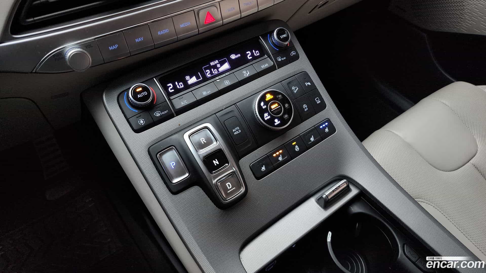 Palisade Hyundai 2020.6-INNER-009