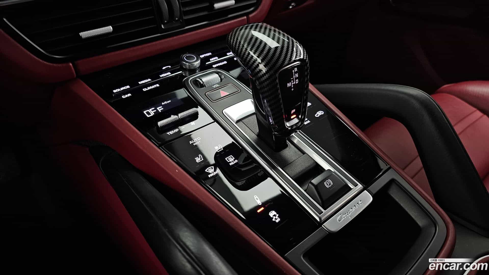 Cayenne Porsche 2020.3-INNER-009