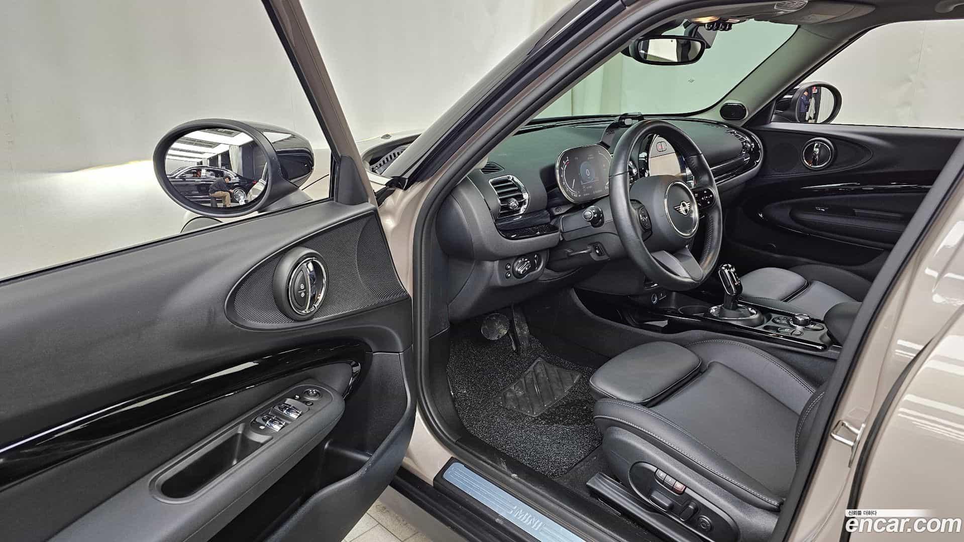 Clubman Mini 2023.7-INNER-010