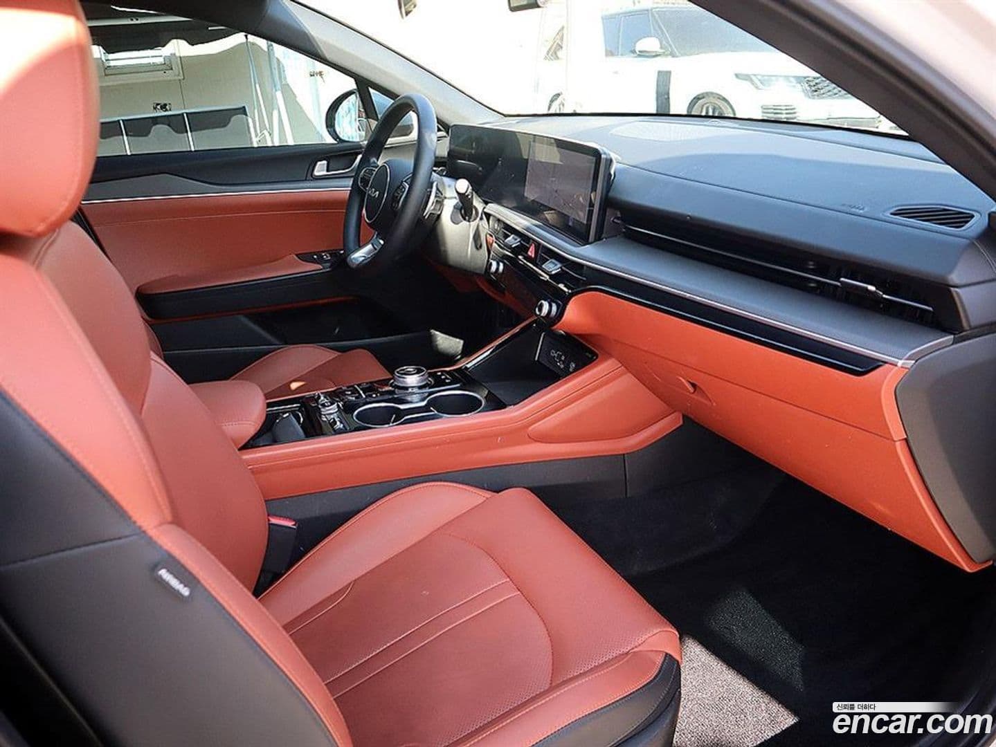 Main__Slider__Photo:K5 Kia 2023.10-12