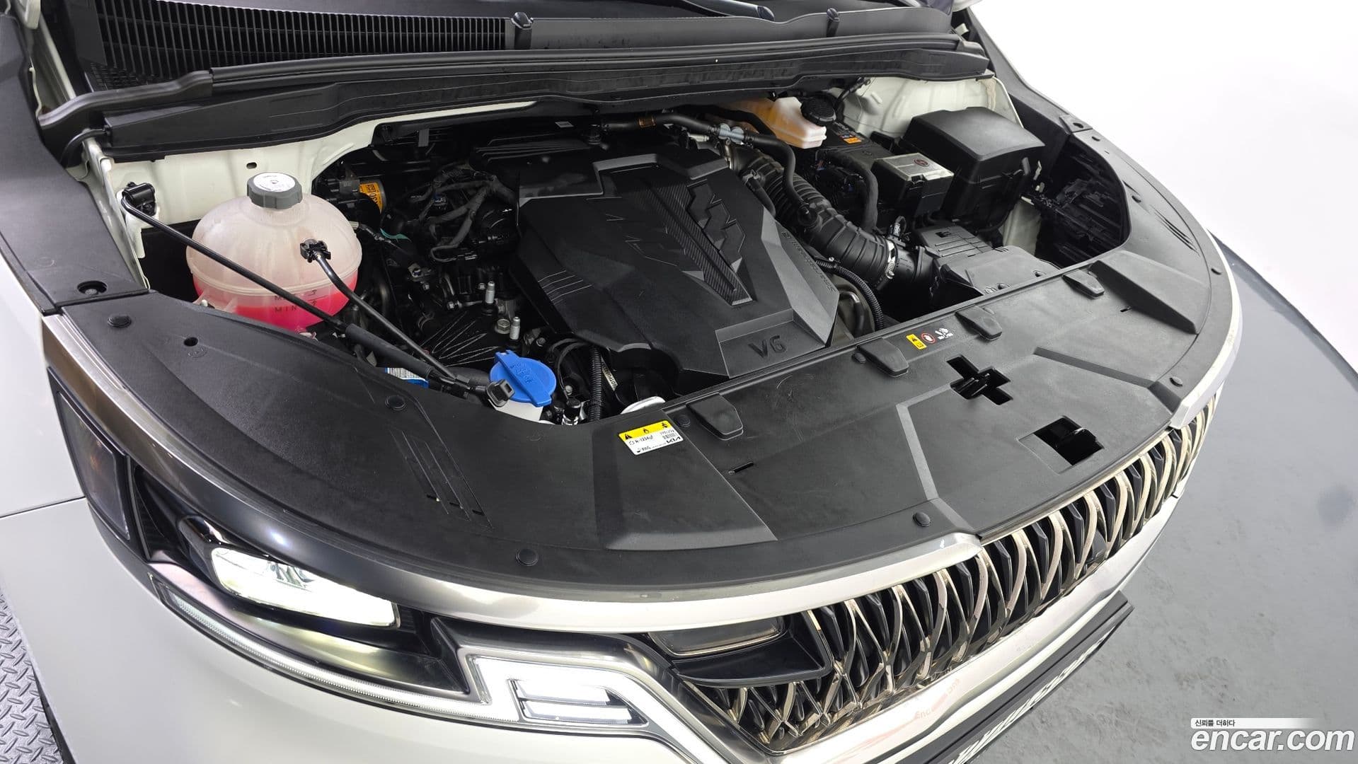 Main__Slider__Photo:Canival Kia 2023.9-5