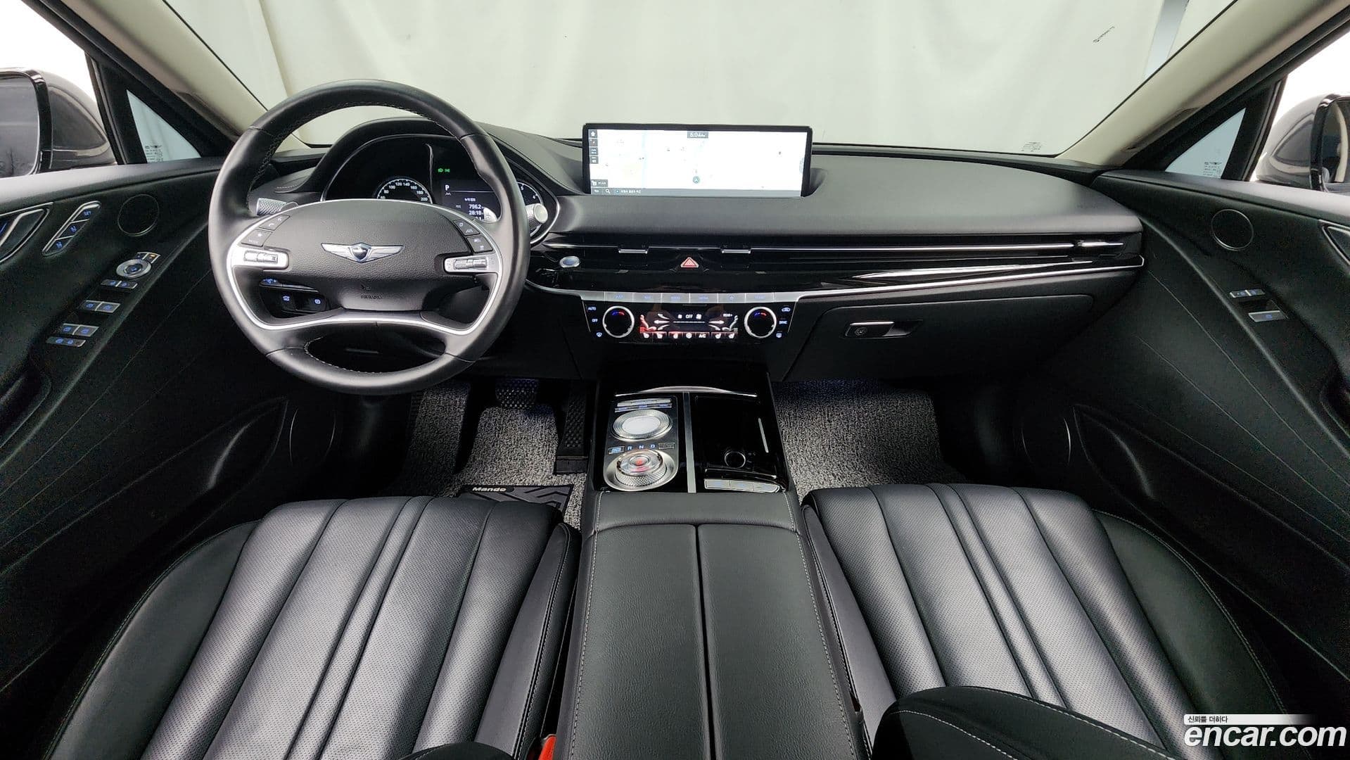 Main__Slider__Photo:G80 Genesis 2021.6-6