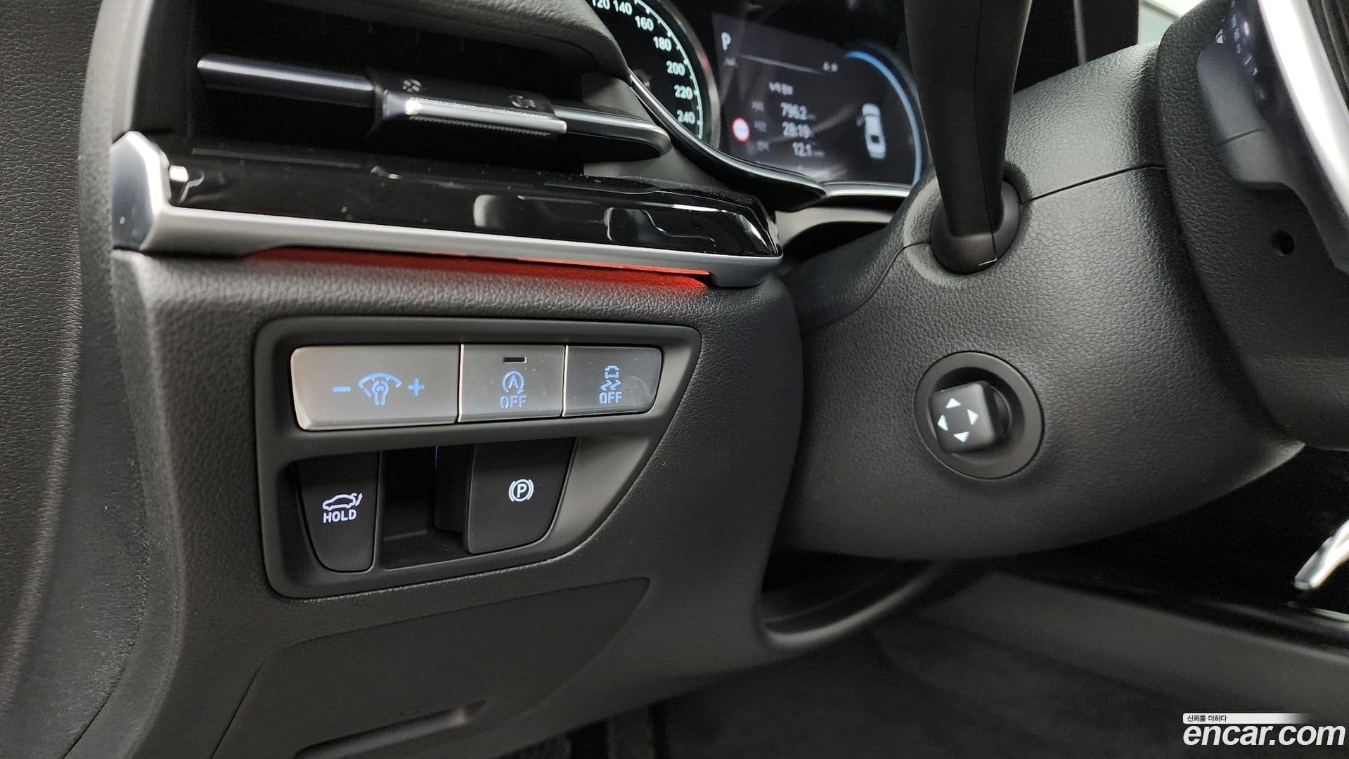 Main__Slider__Photo:G80 Genesis 2021.6-15