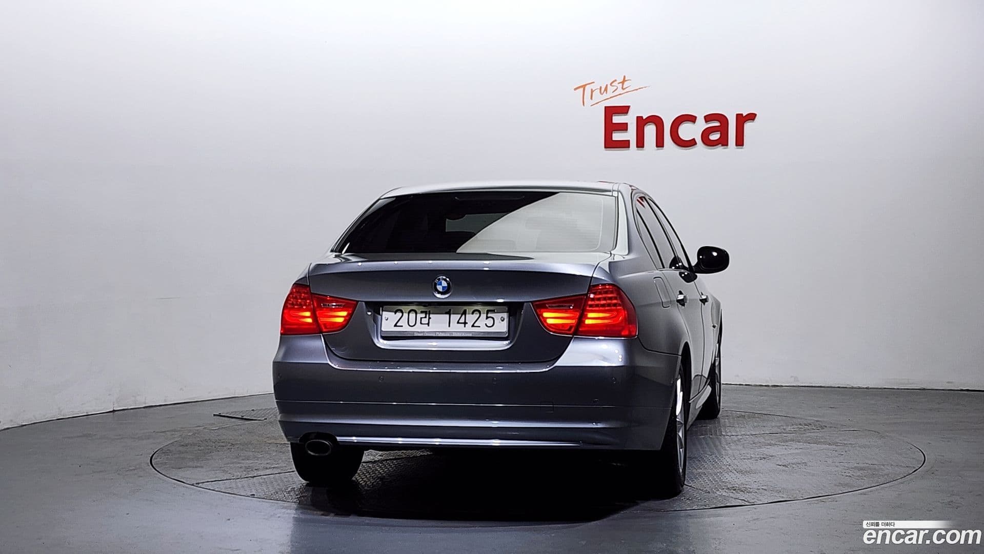 Main__Slider__Photo:3-Series BMW 2011.8-3