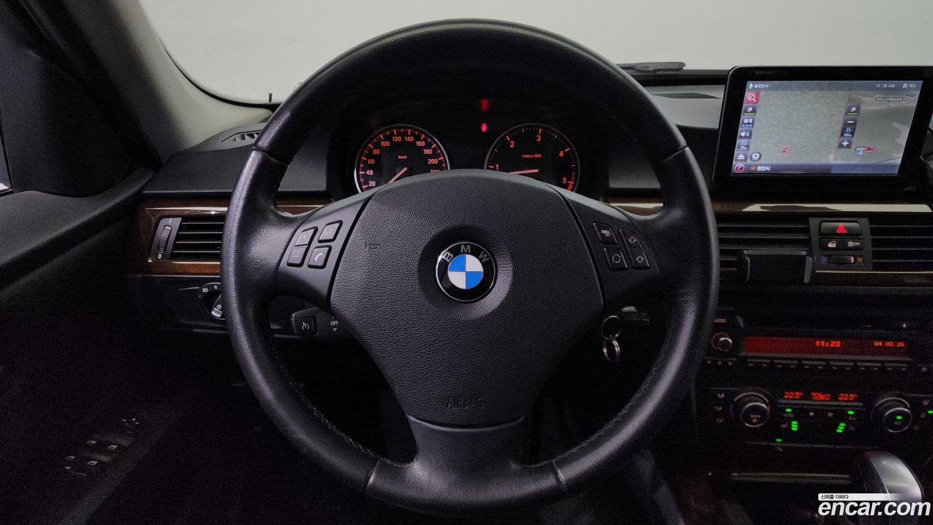 Main__Slider__Photo:3-Series BMW 2011.8-14