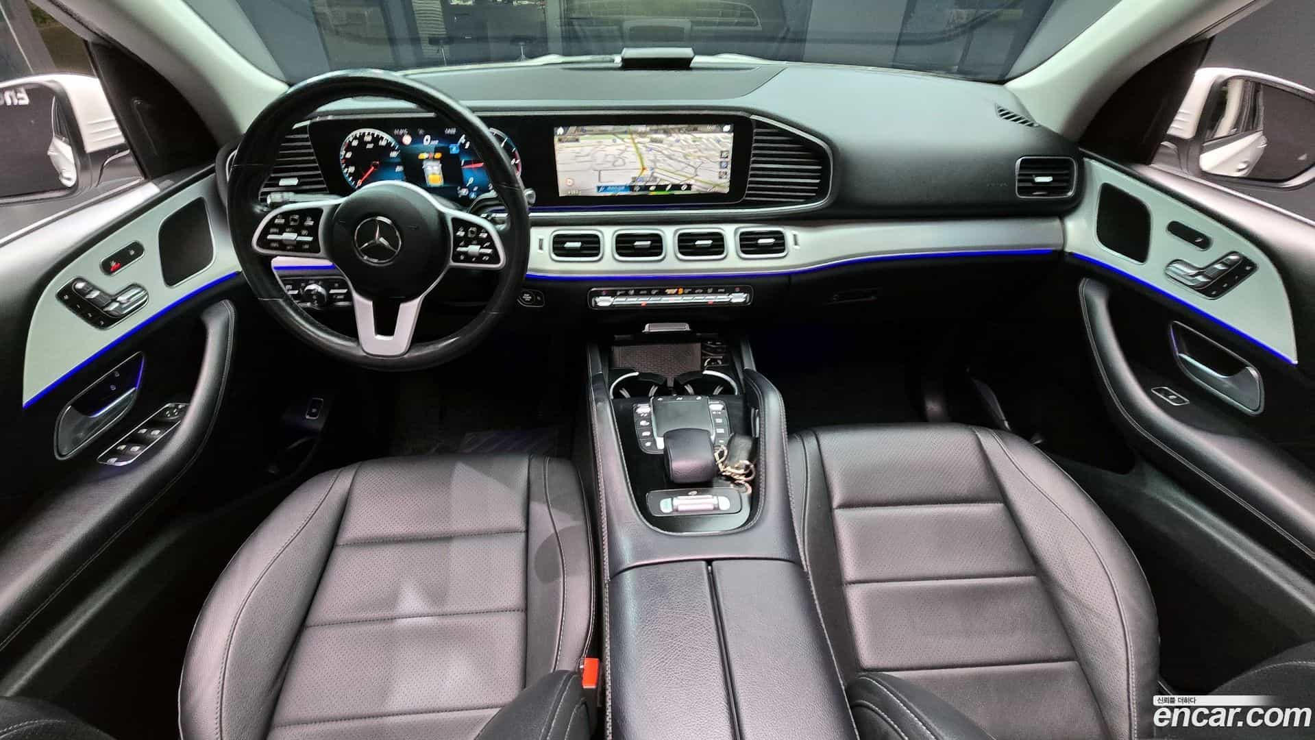 GLE-Class Mercedes-Benz 2020.7-INNER-007