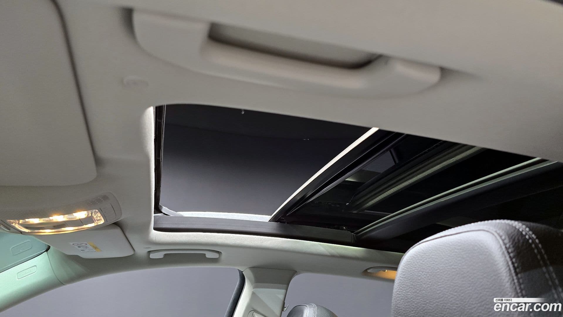 Main__Slider__Photo:GLE-Class Mercedes-Benz 2020.7-16