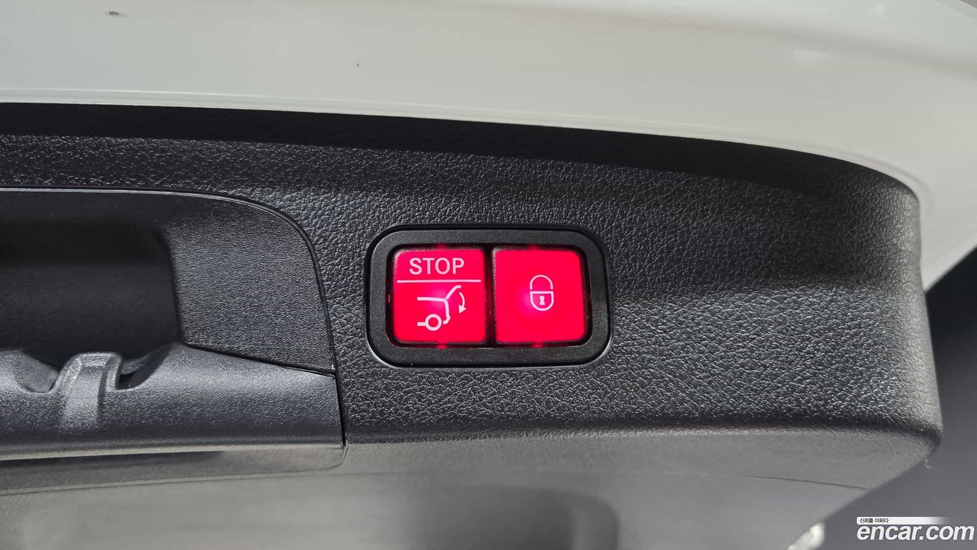 GLE-Class Mercedes-Benz 2020.7-OPTION-022